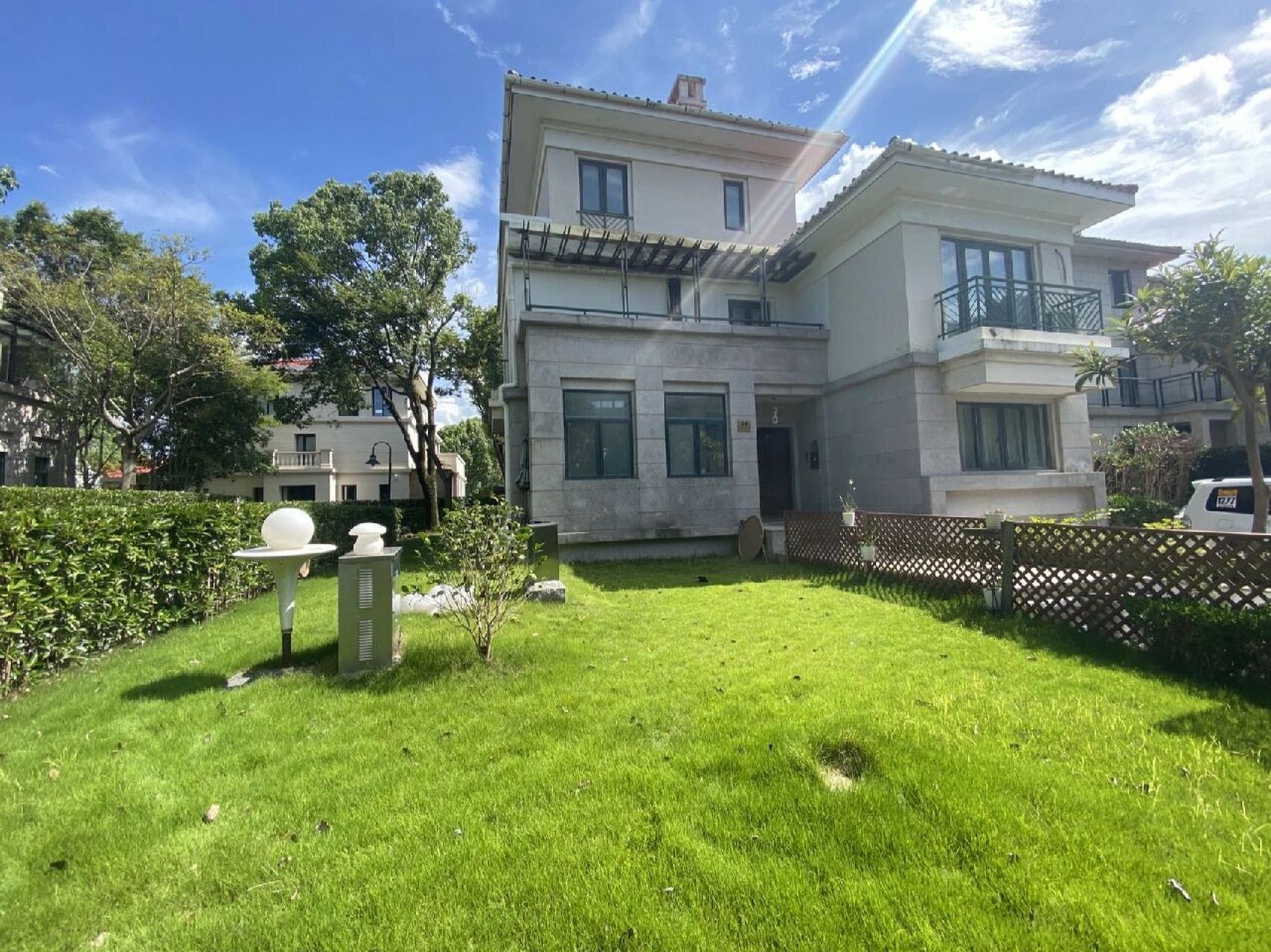 浦东新区 独栋别墅 4000万 棕榈泉花园 独栋报价4000万02带车位