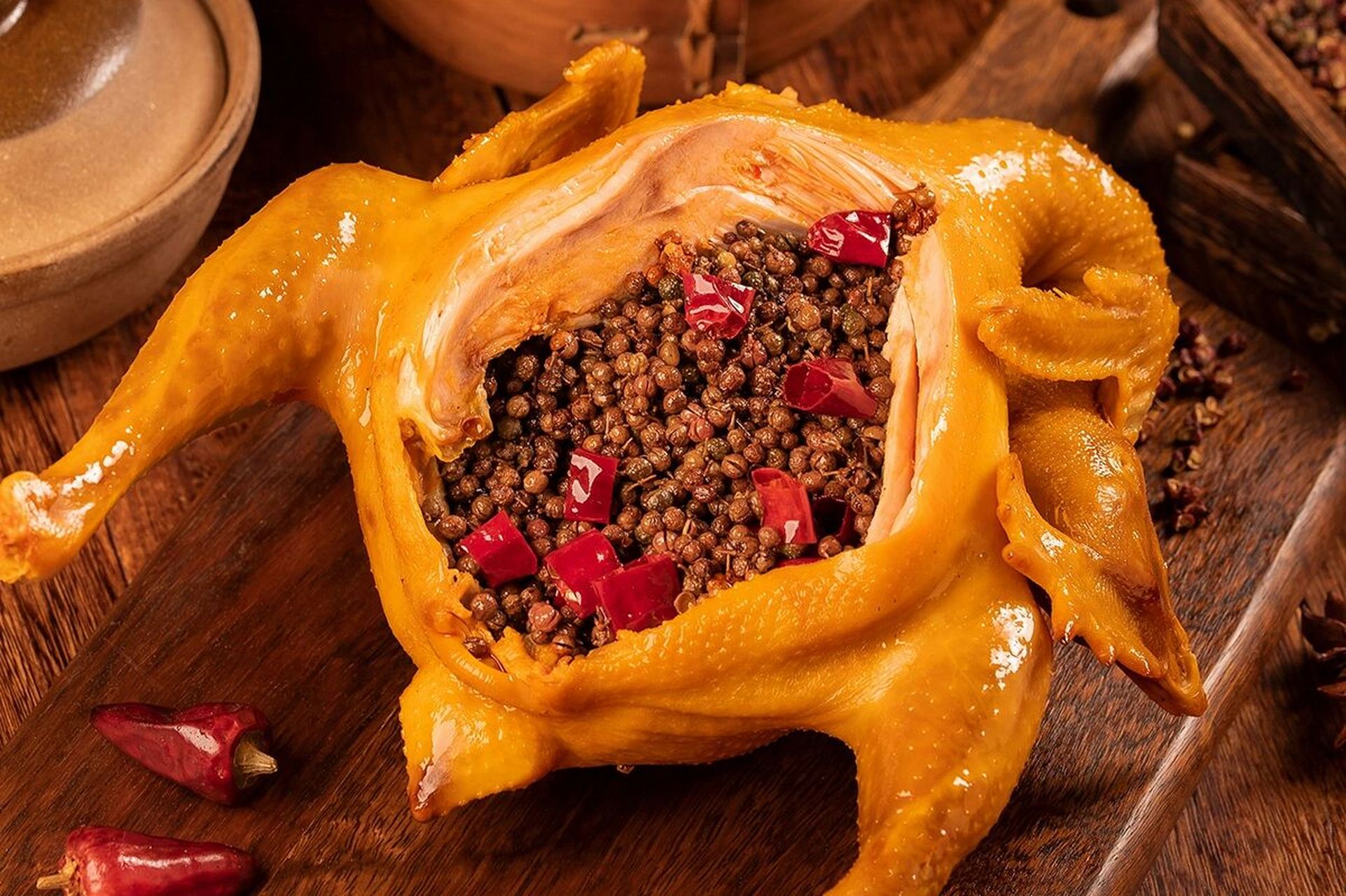 广州# #追剧小零食# #麻椒鸡