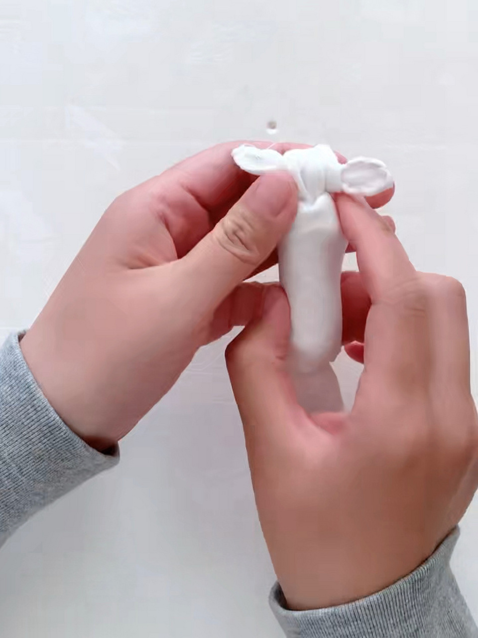 小时候妈妈逗你玩的手绢老鼠你还会叠吗