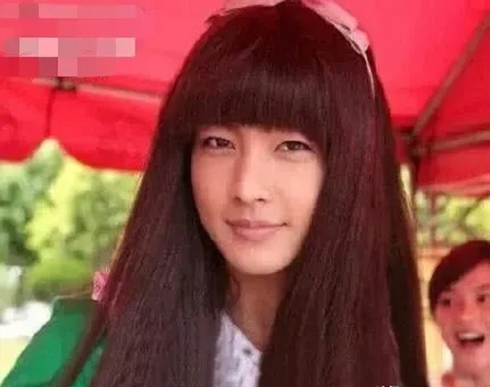 炎亚纶的女装还挺好看的[捂脸][捂脸]