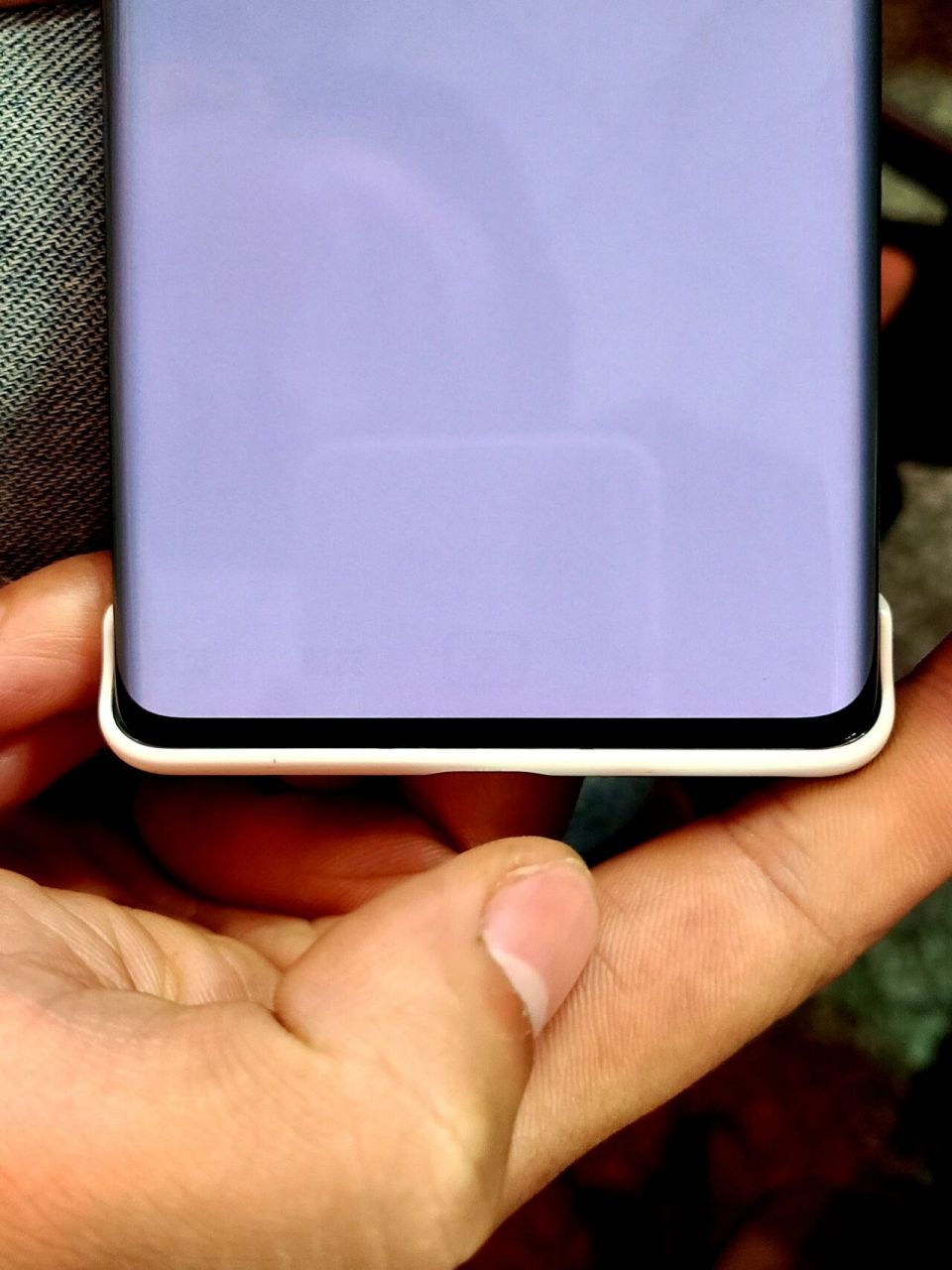 mate40pro 烧屏 去年12月买的 用到了一月份就出现了烧屏 在售后换