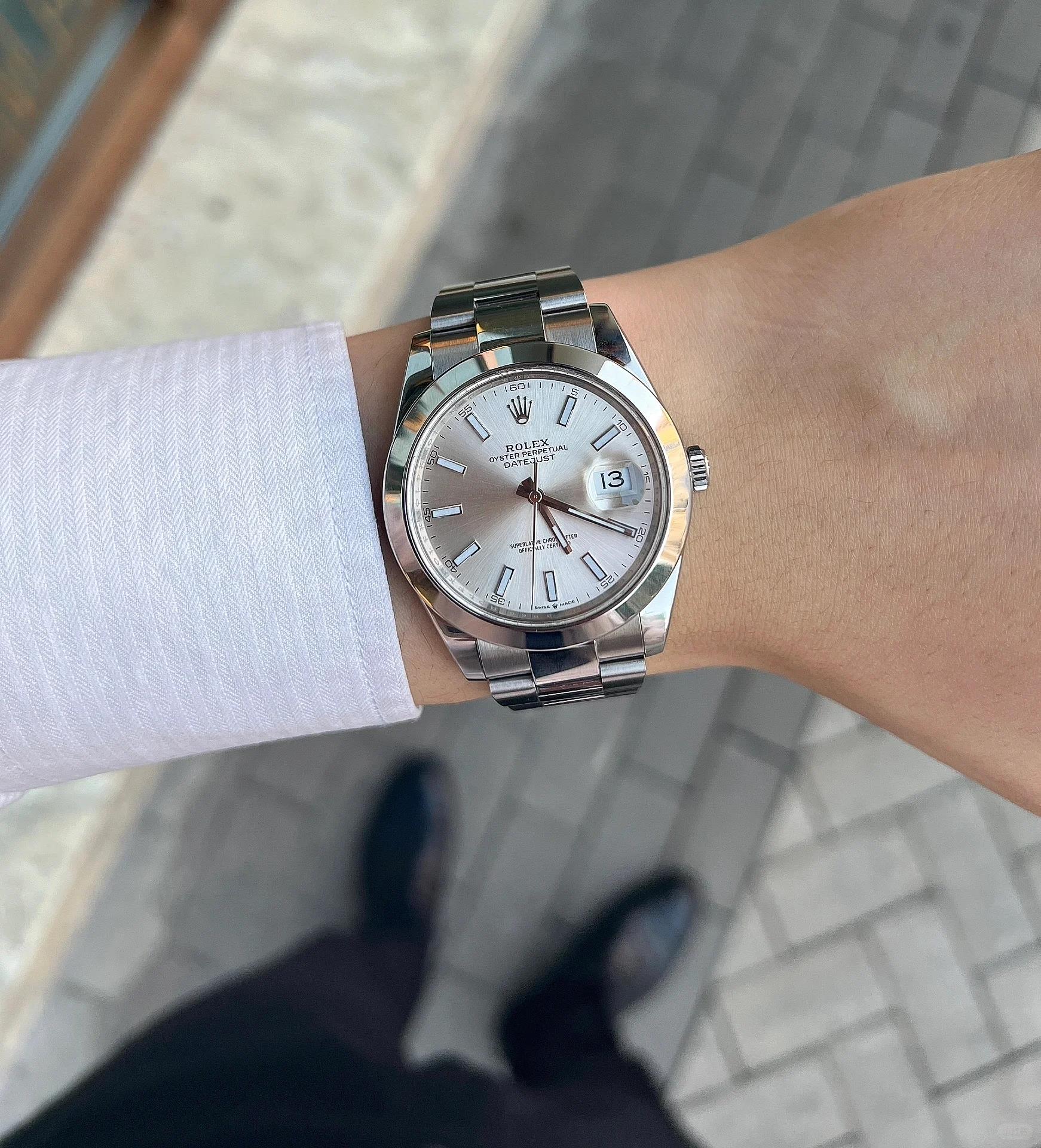 劳力士41m银色光圈日志,配正装绝了!