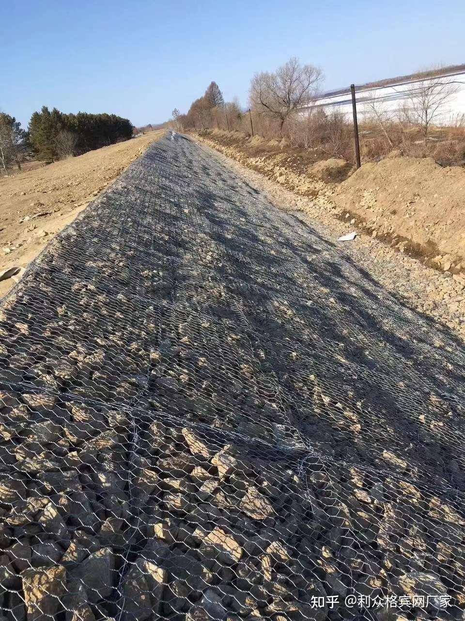 梯性坡底雷诺护垫施工护坡雷诺护垫网丝20