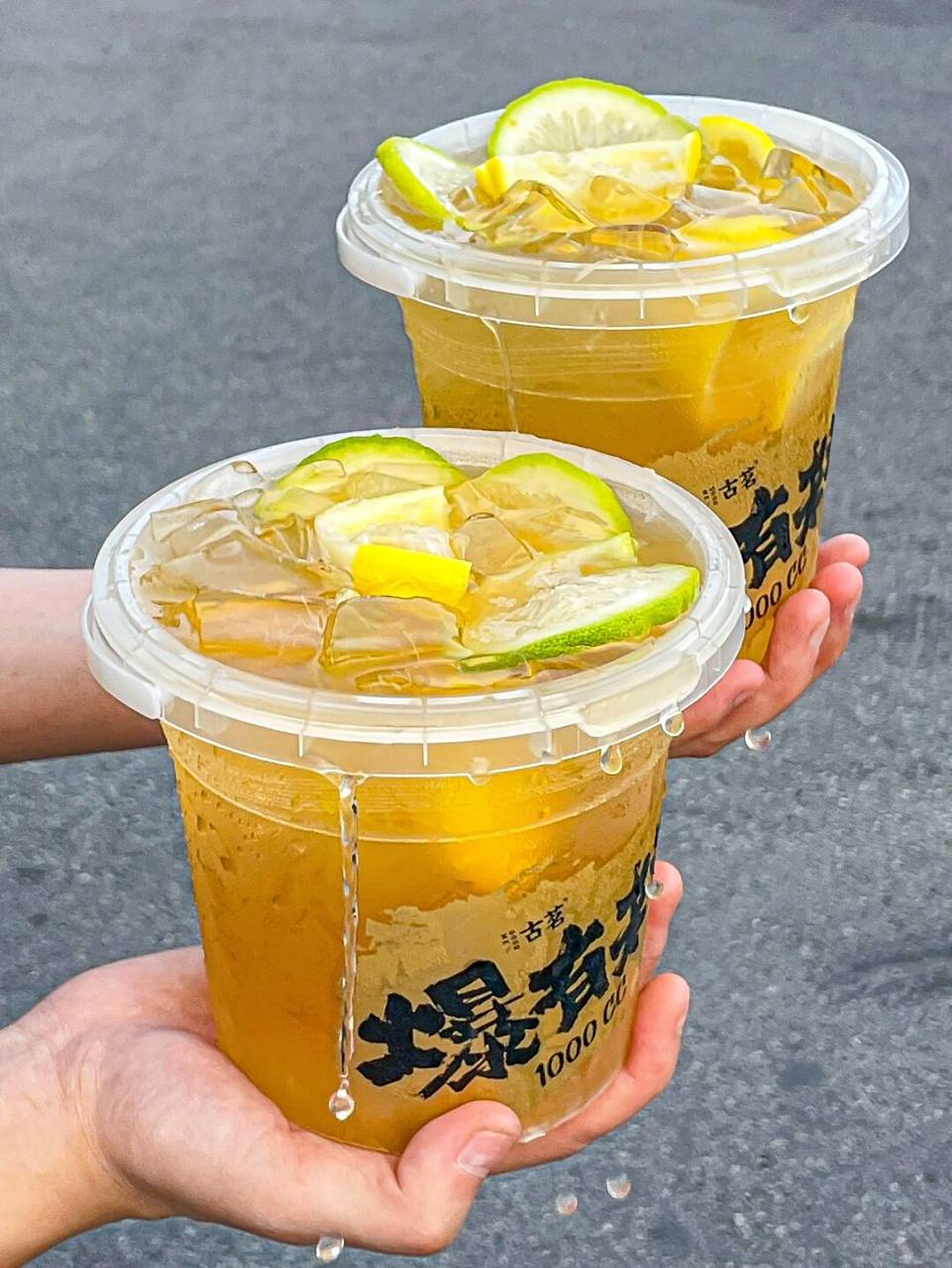 古茗这桶1000cc柠檬茶93我能喝一整个夏天! . 别拦我!