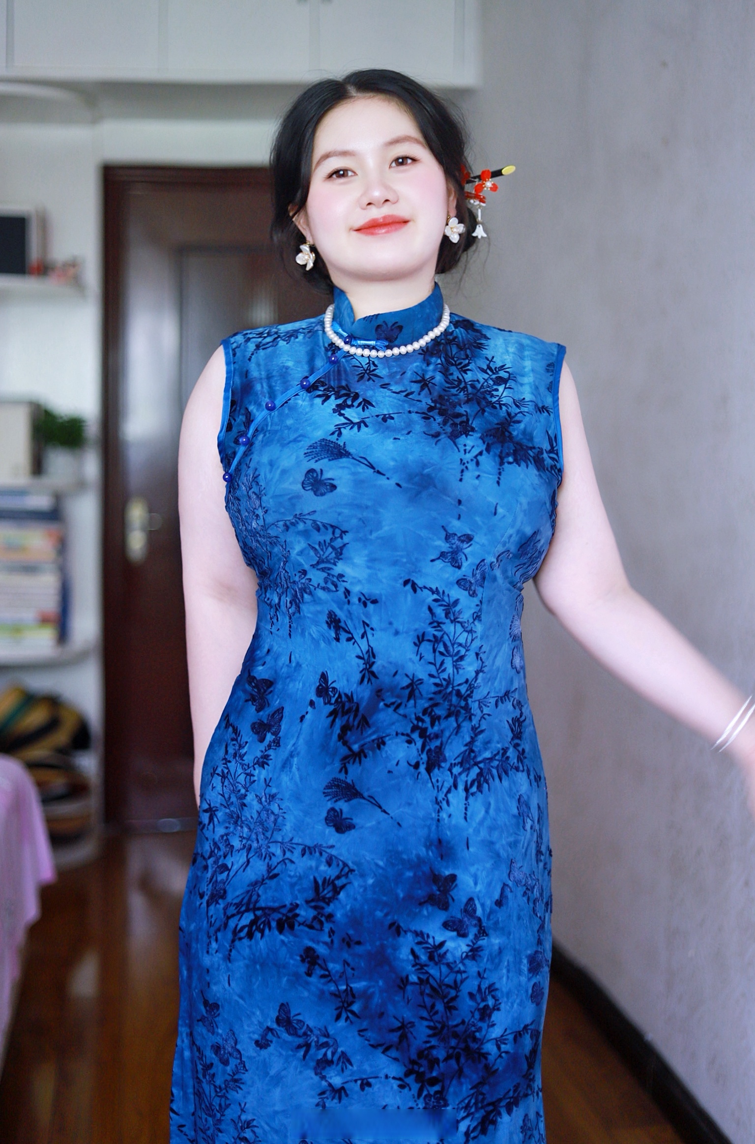 旗袍真的很能体现女人的气质与身段