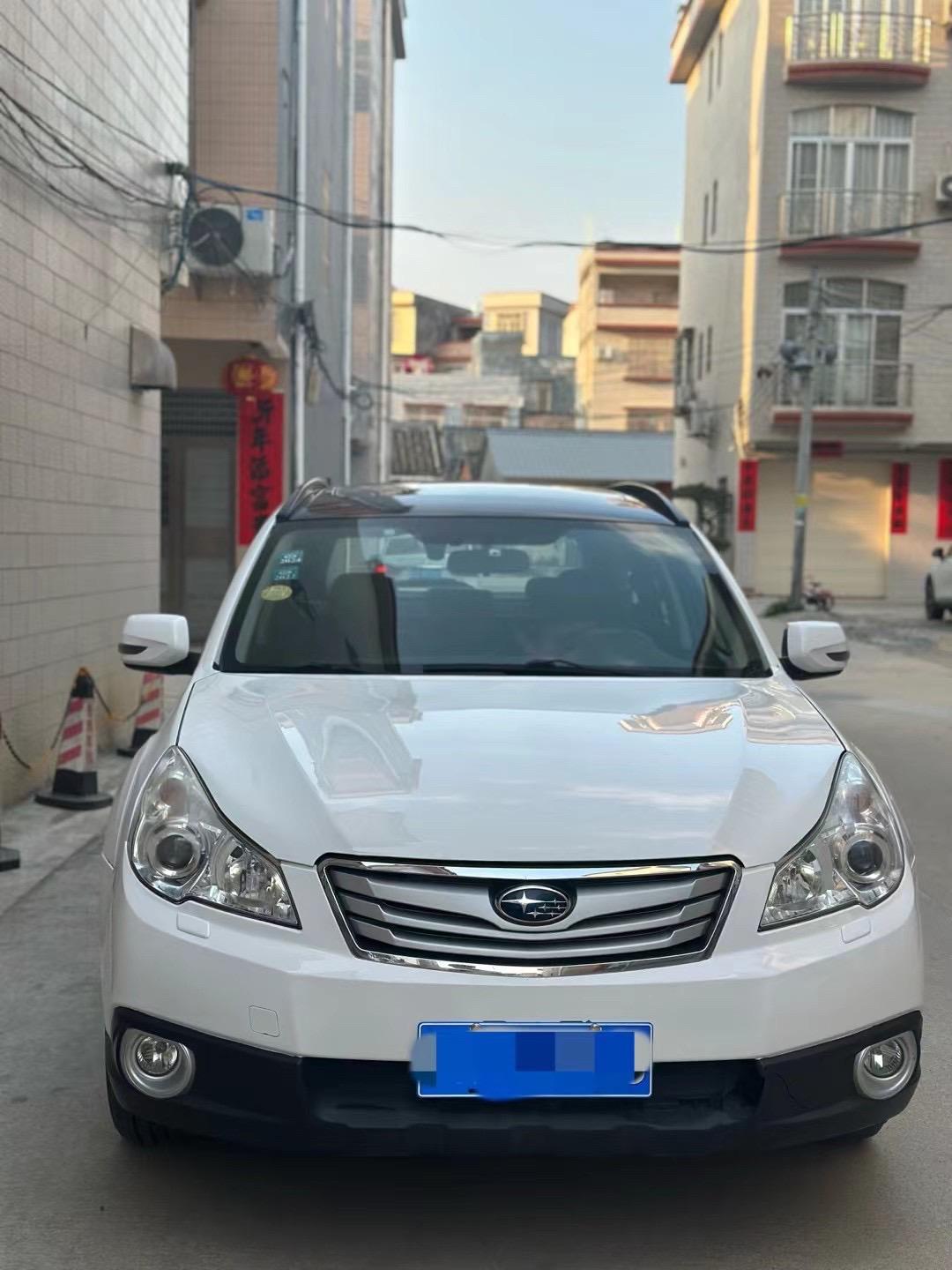 2011年斯巴鲁傲虎2.5四驱,性价比非常高的suv.