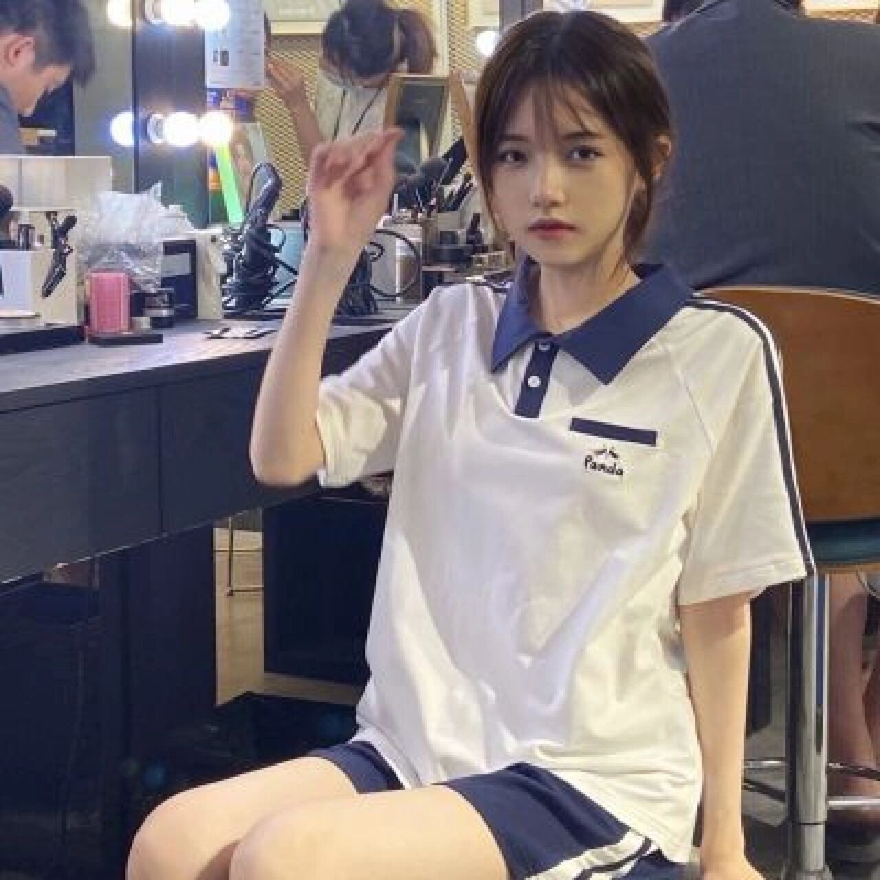 青春校园风女生头像