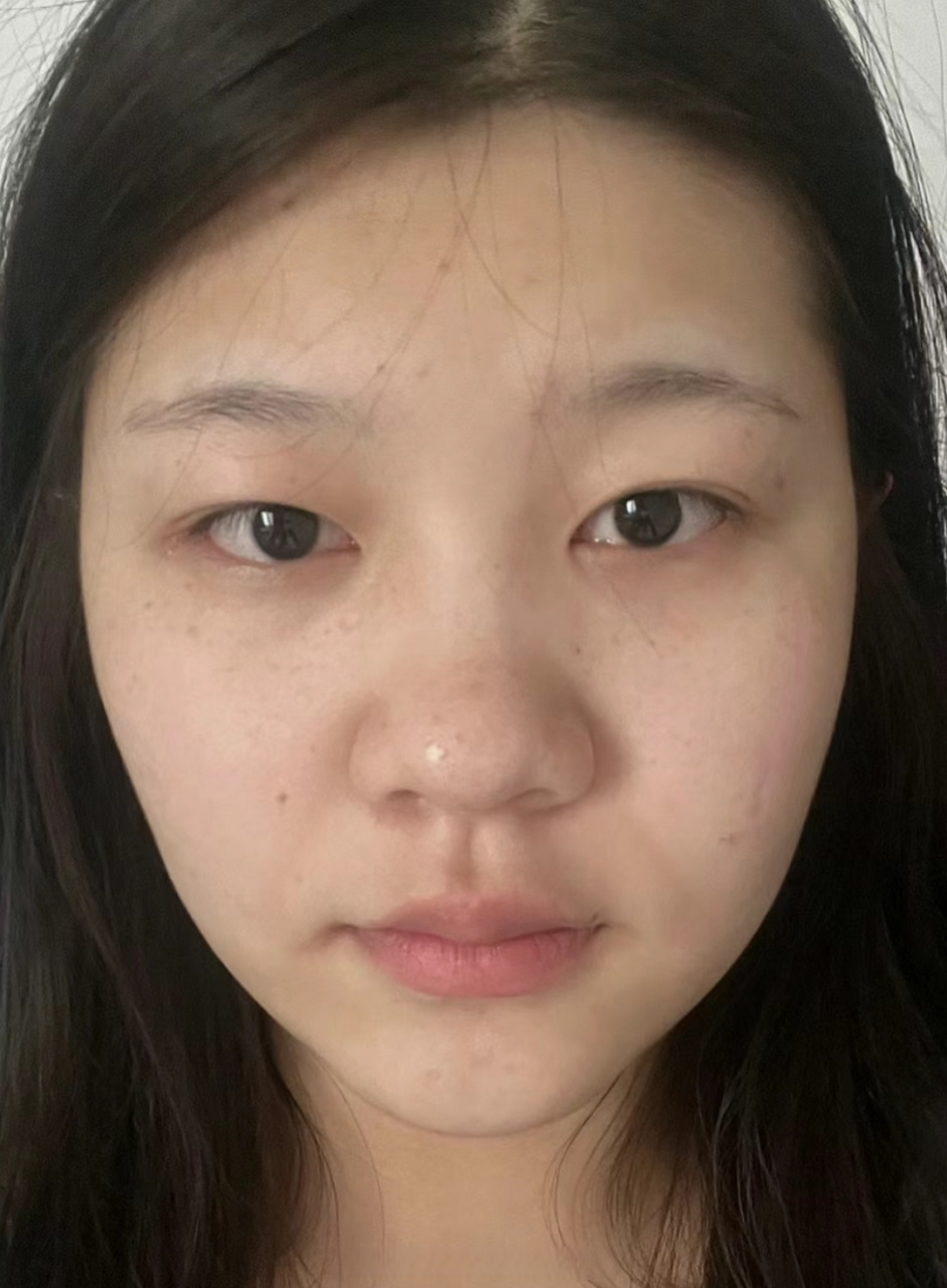 鼻子在面相中都代表财运,所以一个脸人鼻子长得有气势,且鼻宽准头大的