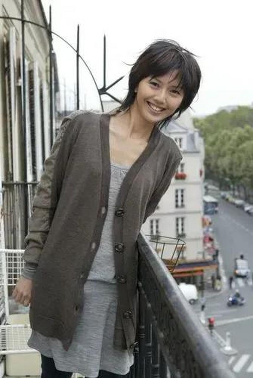 娱乐聚焦 蔡依林和孙燕姿,谁的乐坛成就更高?谁才是名副其实的天后?