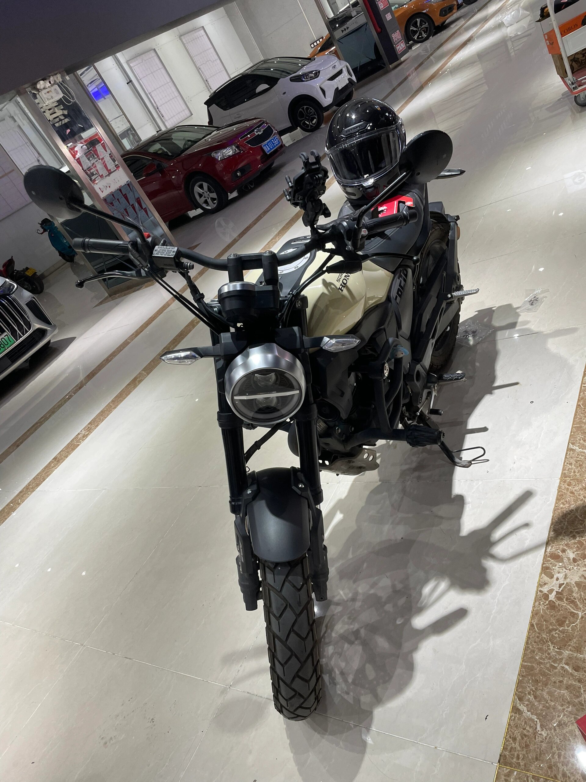 【出车】本田cbf190tr复古摩托车 【出车】本田cbf190tr 复古高颜值