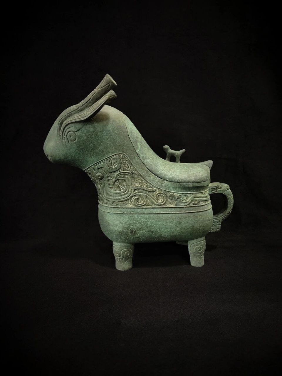 青铜文物系列┃青铜酒器┃青铜觥(二) 16615鸟纹觥 1.