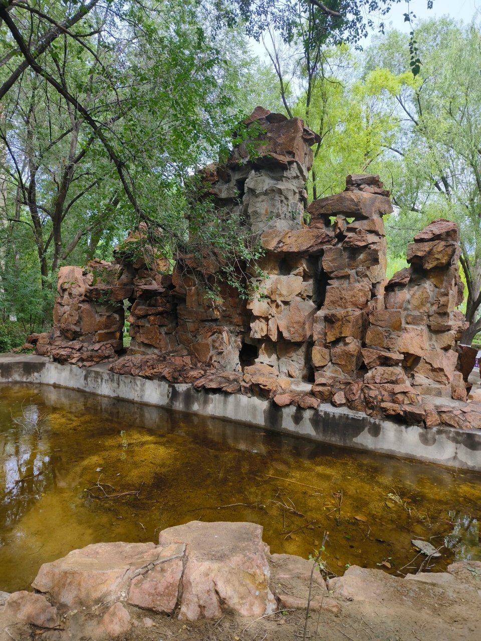 赤峰市植物园半日游 开学前一天来赤峰市里,第一次和奶奶出来玩,正好