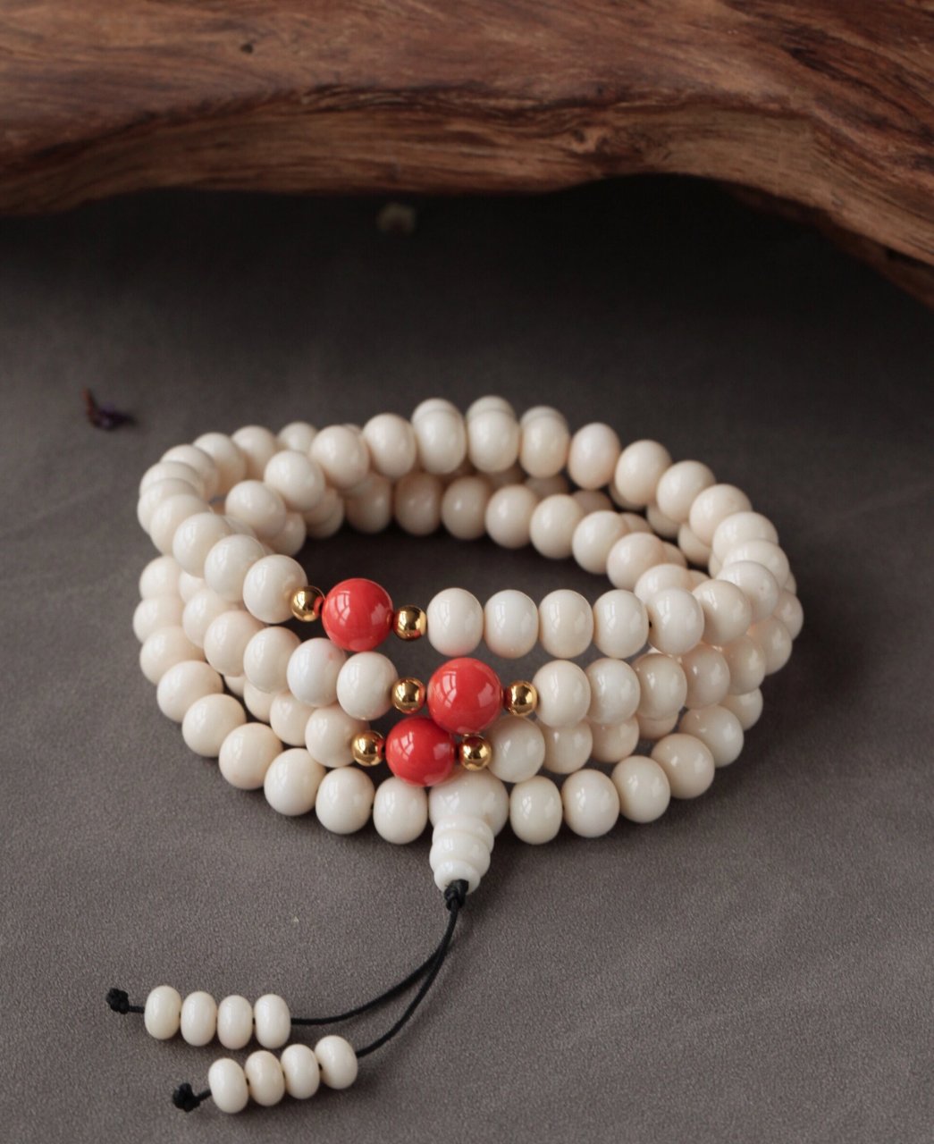 momo白珊瑚佛珠 很少见的momo算盘珠,白珊瑚部分磨的