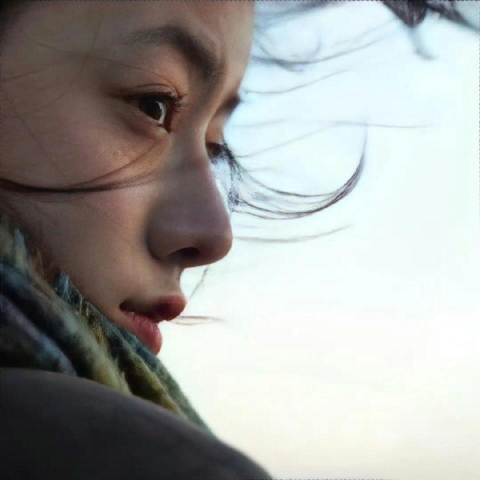 冷淡风女生头像