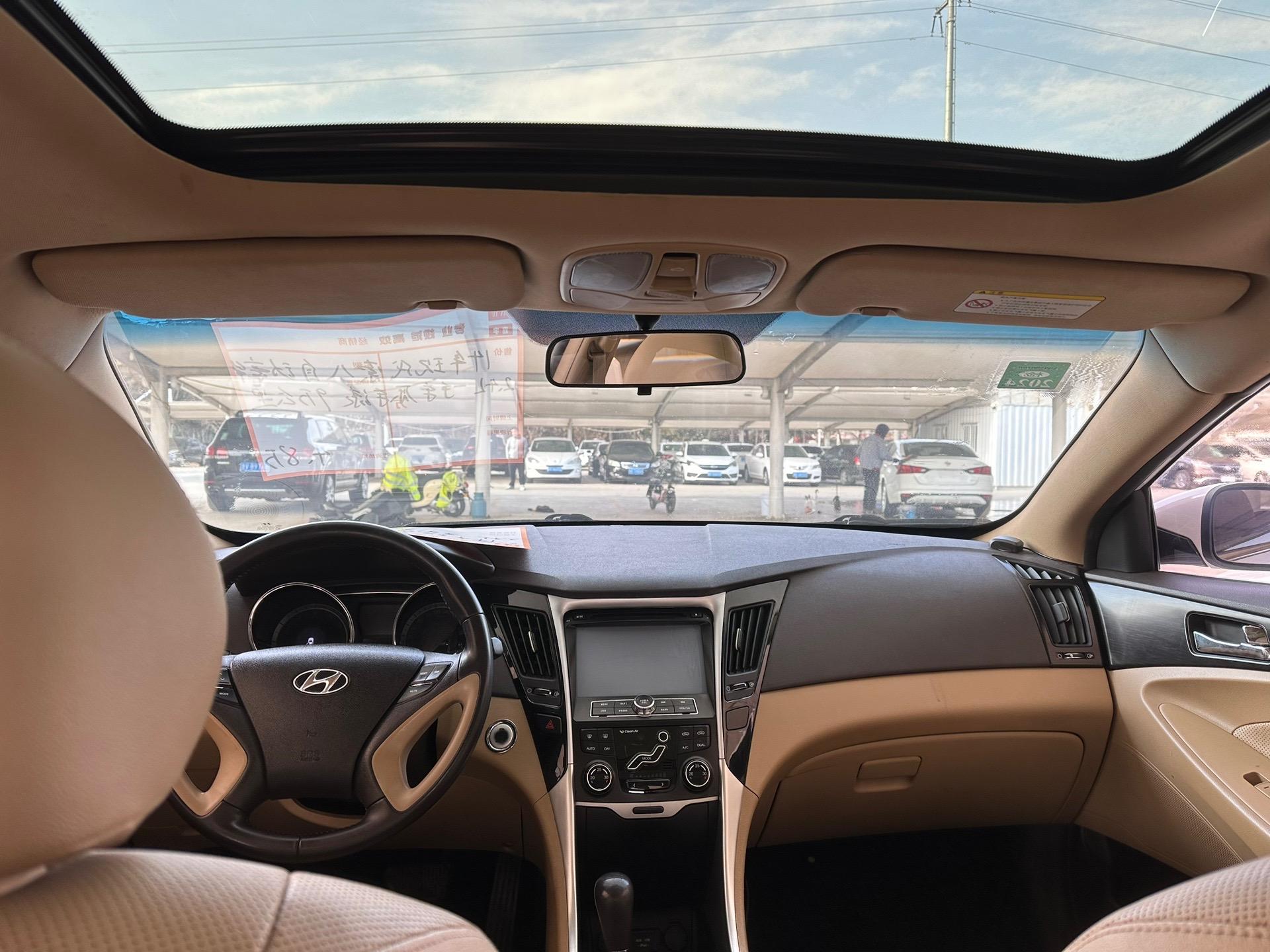 14年现代索八,2.4l