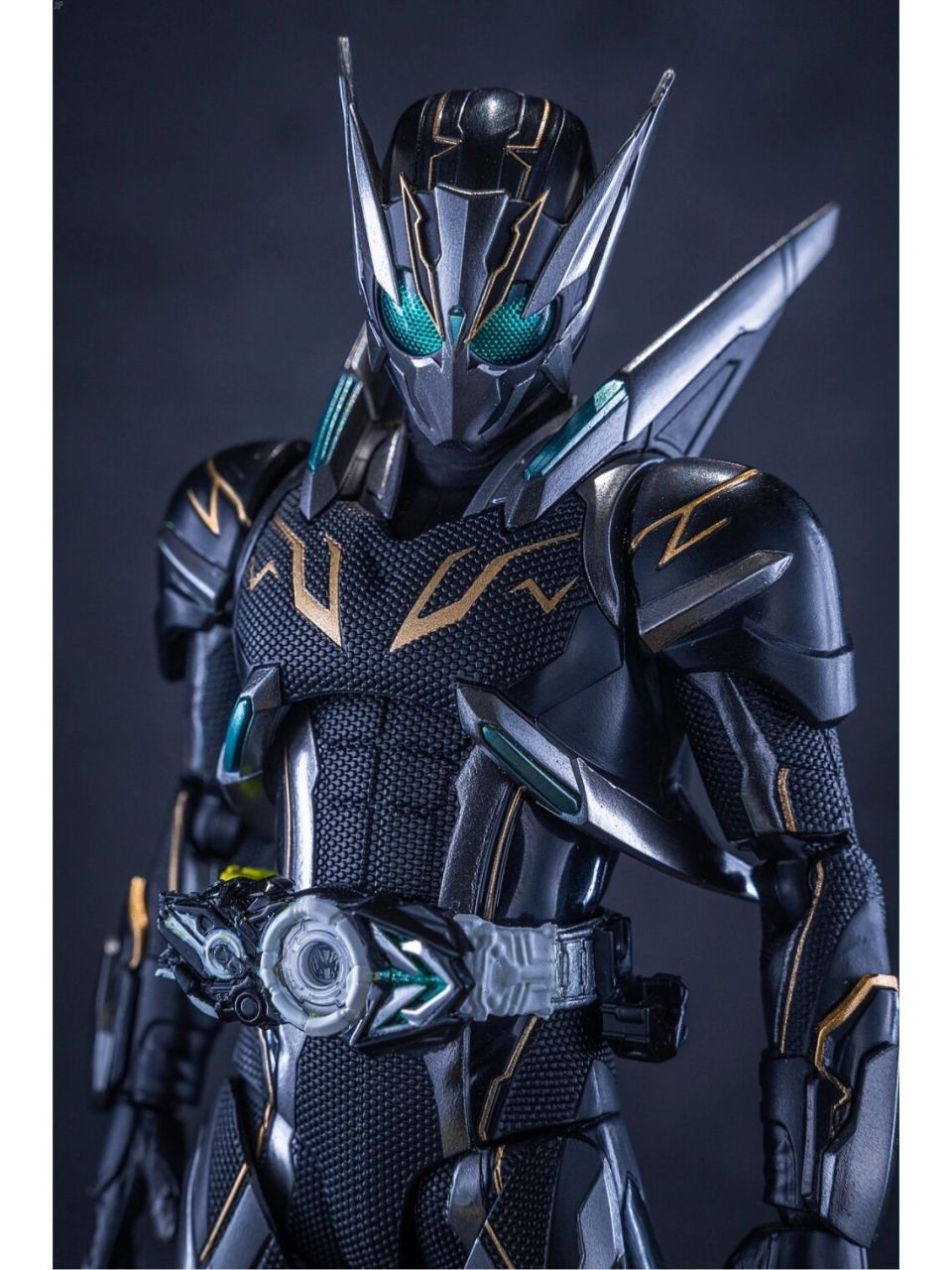 shf 假面骑士01 闪耀蝗虫 青金版