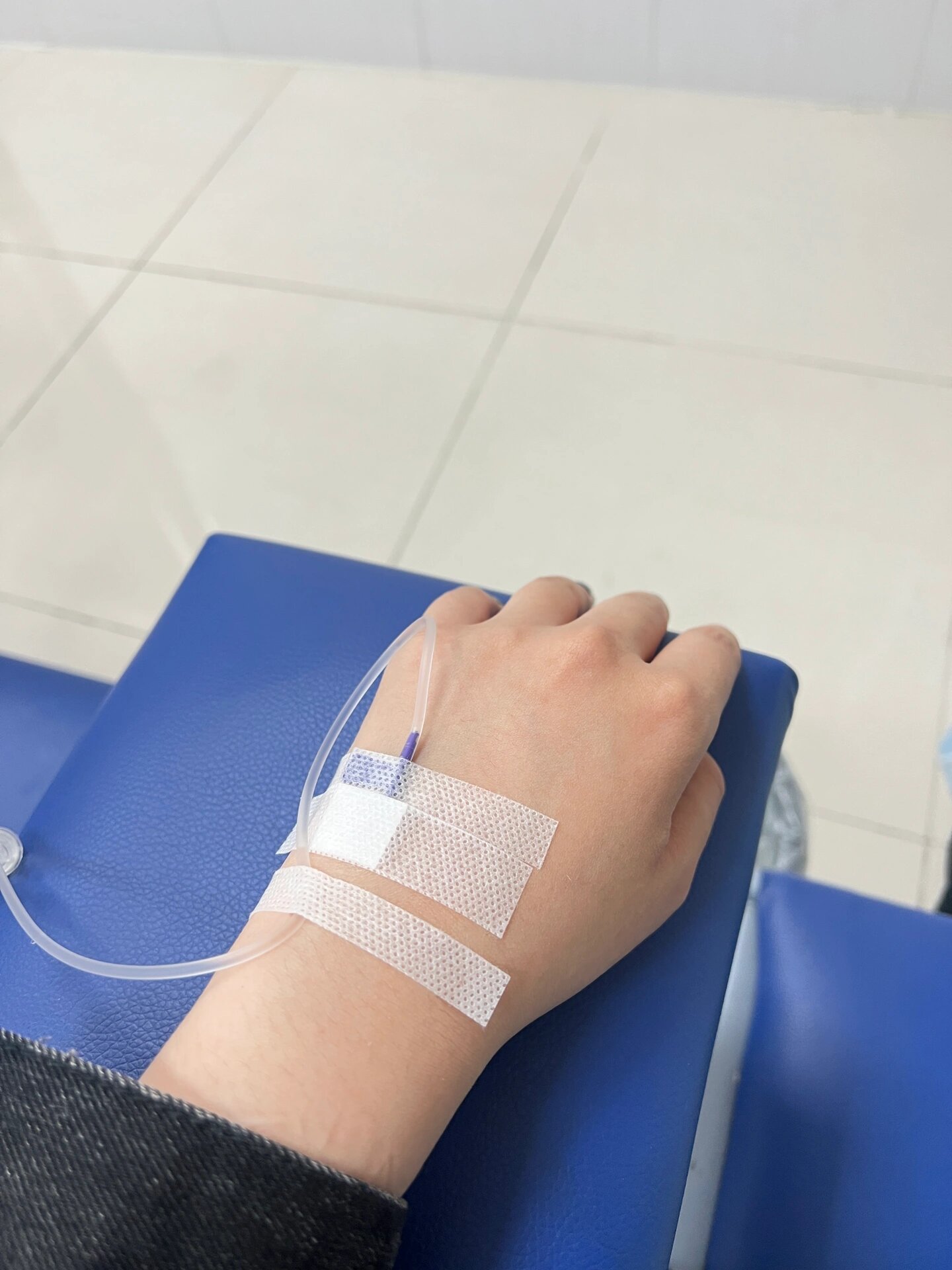 请假图 吊针照片 新鲜的