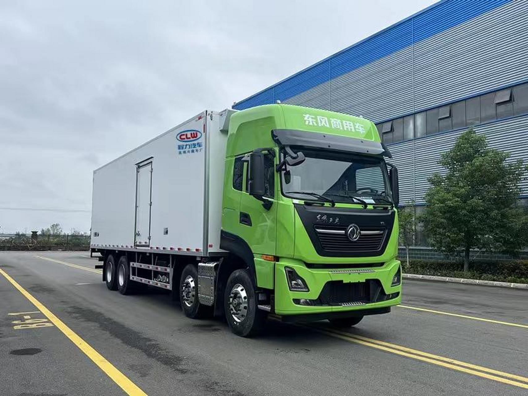 6米东风天龙kl气囊桥前四后八冷藏车 功率/马力:343kw/466马力10800