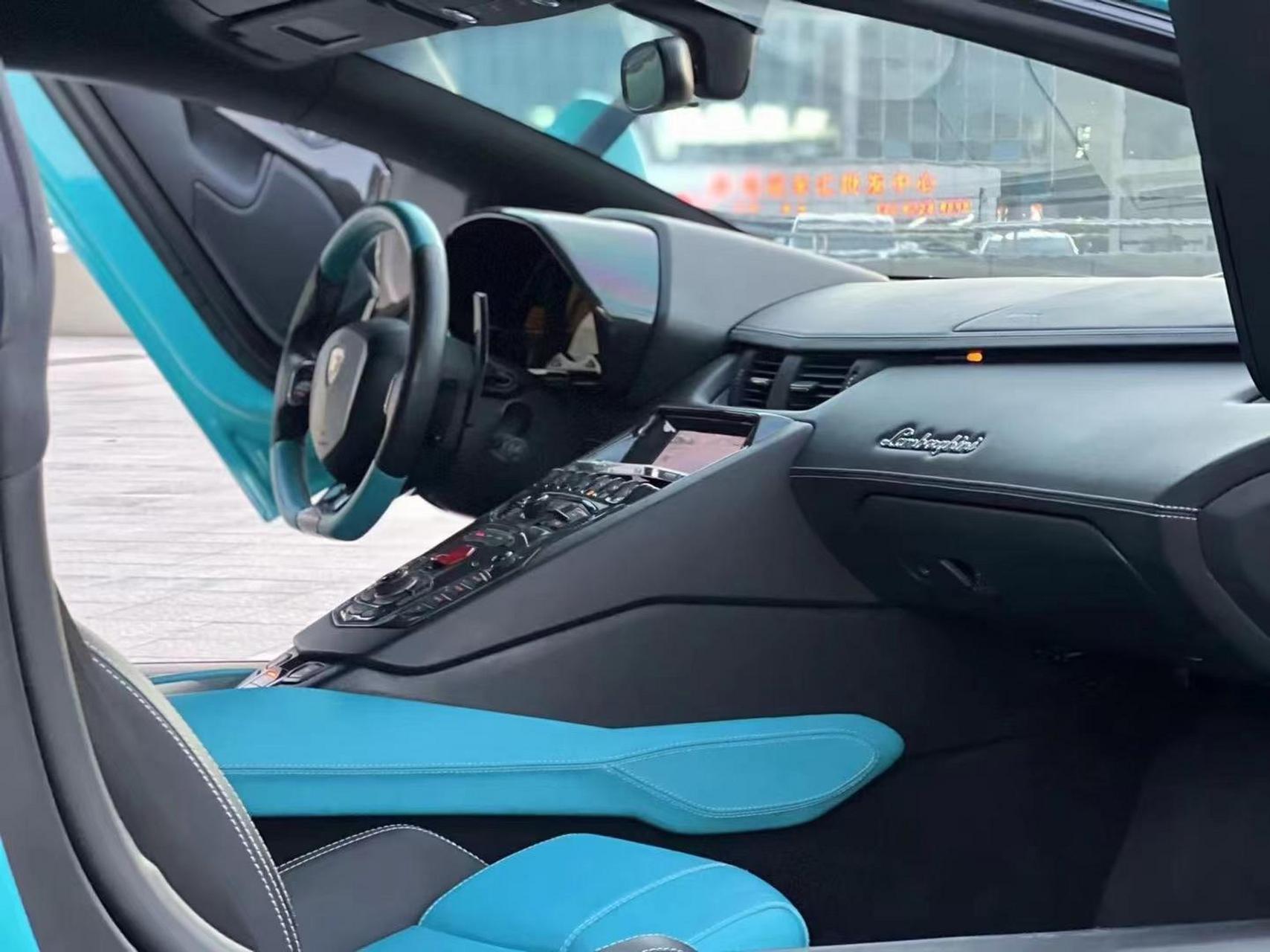 兰博基尼 埃文塔多 lp700-4.