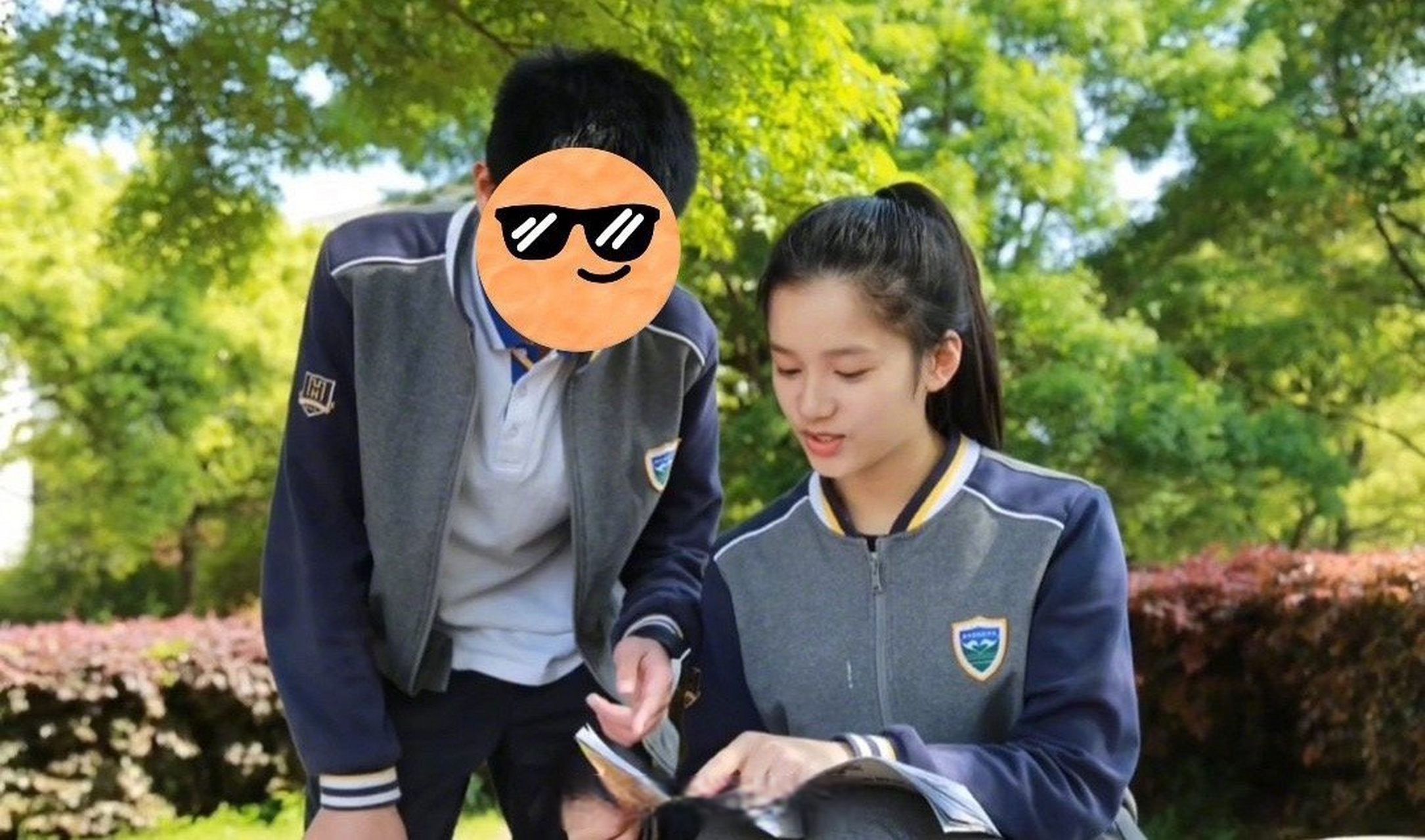 张婧仪中学时期新校服宣传视频有,学生时代的张婧仪真的就是小说女主