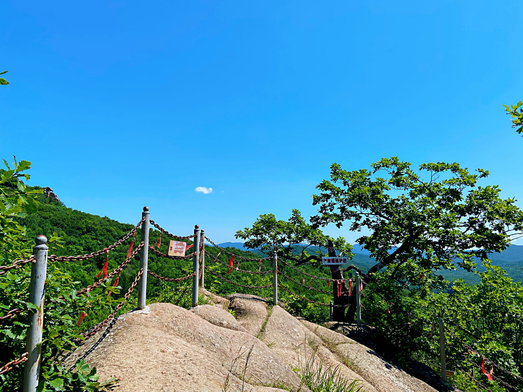 哈尔滨道教圣地松峰山!千年古洞,千年道观 大家好,我是爱云游的玄江.