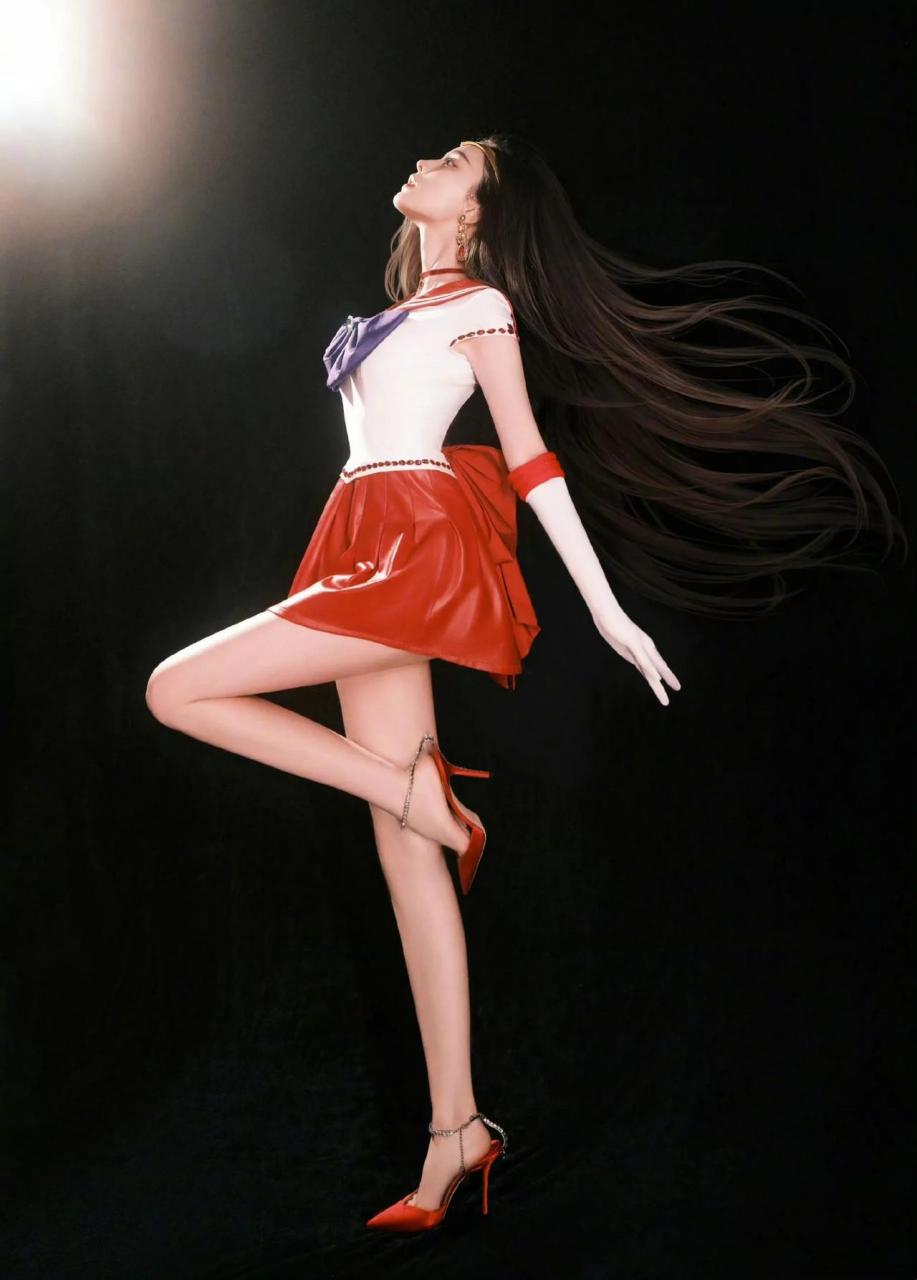 万圣节娜扎cos美少女战士美爆了,继貂蝉之后,又给了cos界一点小小的