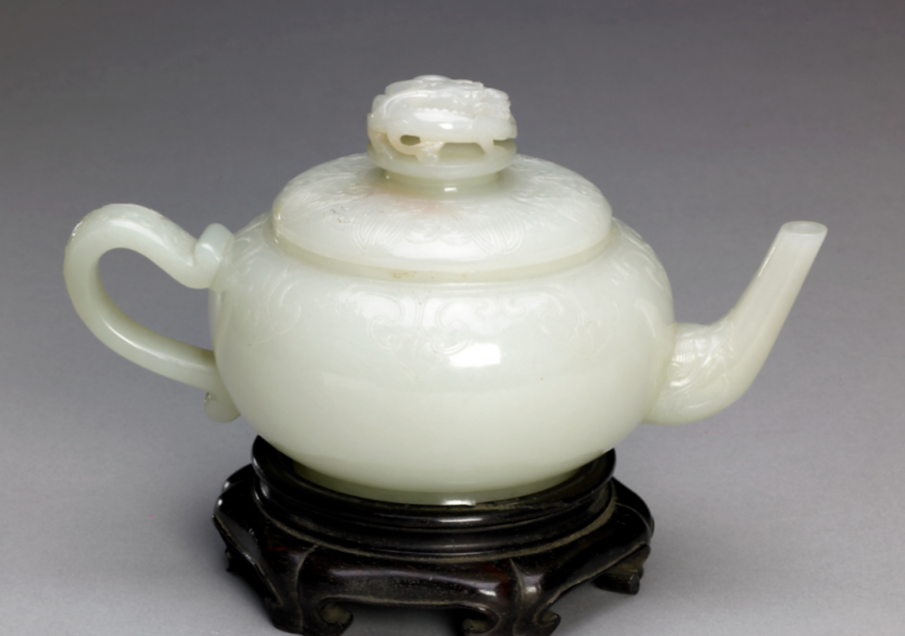 古玉居# 清 白玉蝉纹执壶,晶莹剔透的"玉壶"意象被更多引申为品行