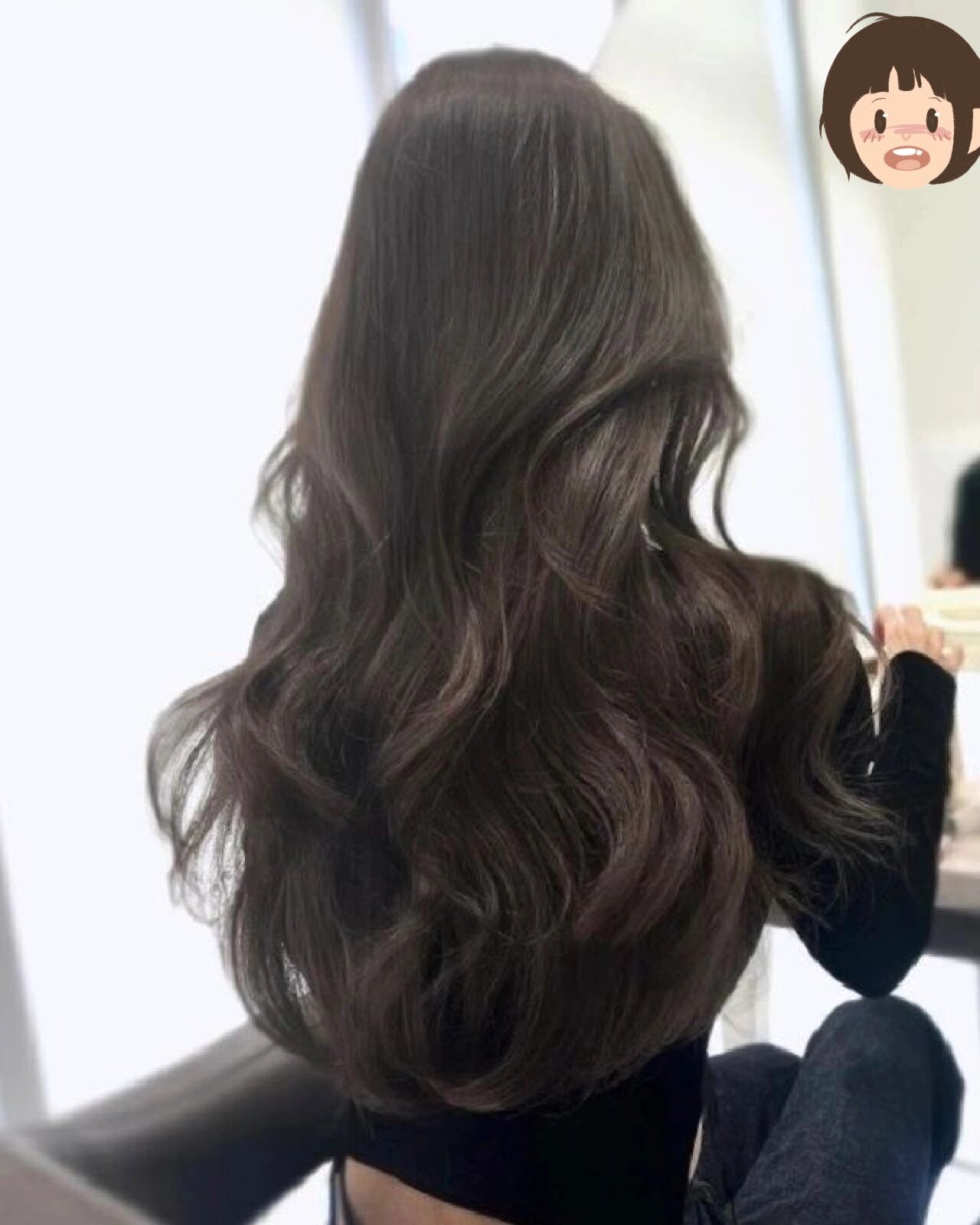 长发这样烫背影不要太好看 简直背影杀手