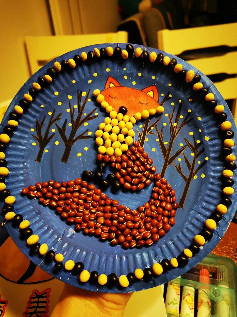 谷物手工制作 和女儿一起做的手工作业,耗时2个小时,粘豆子需要绝对的