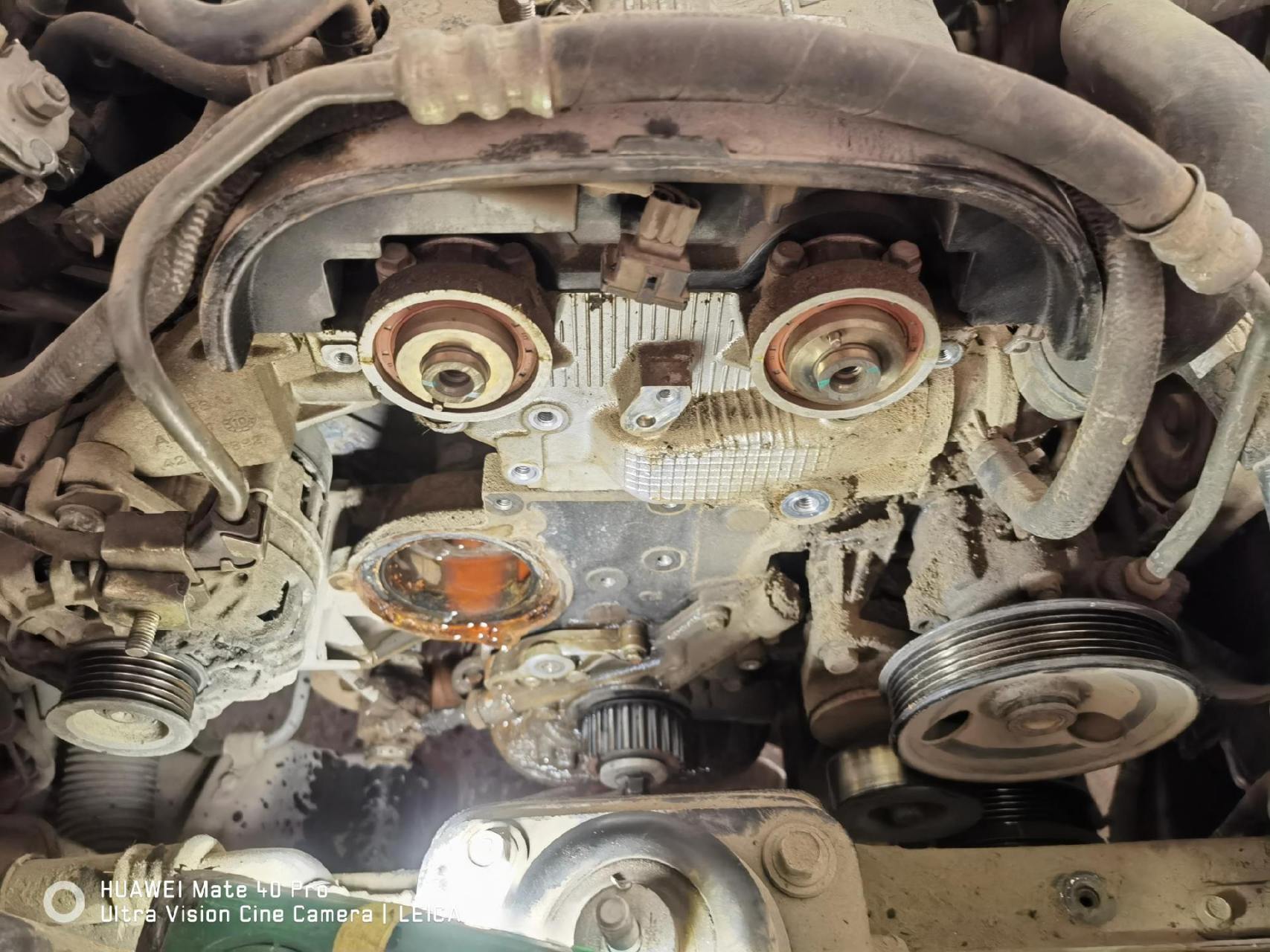 荣光小卡更换离合器三件套拨叉/天籁保养/别克凯越更换正时皮带水泵