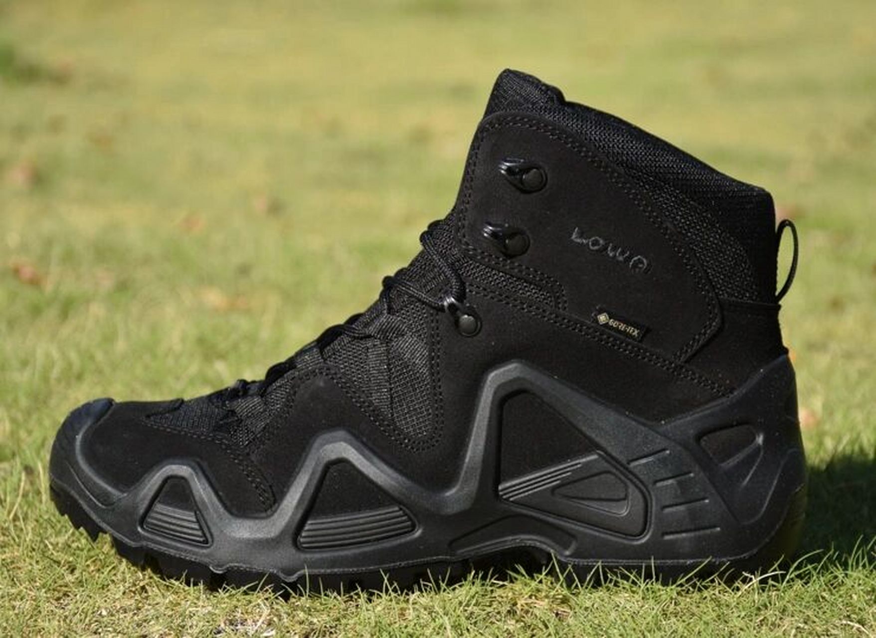 1450三个lowazephyr军靴 #lowa军靴