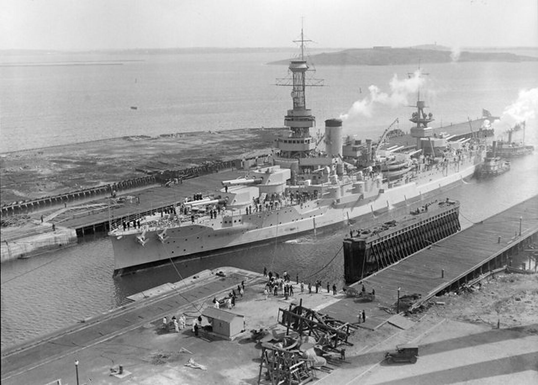 趣聊军事圈# 多炮塔神教的产物——怀俄明号战列舰