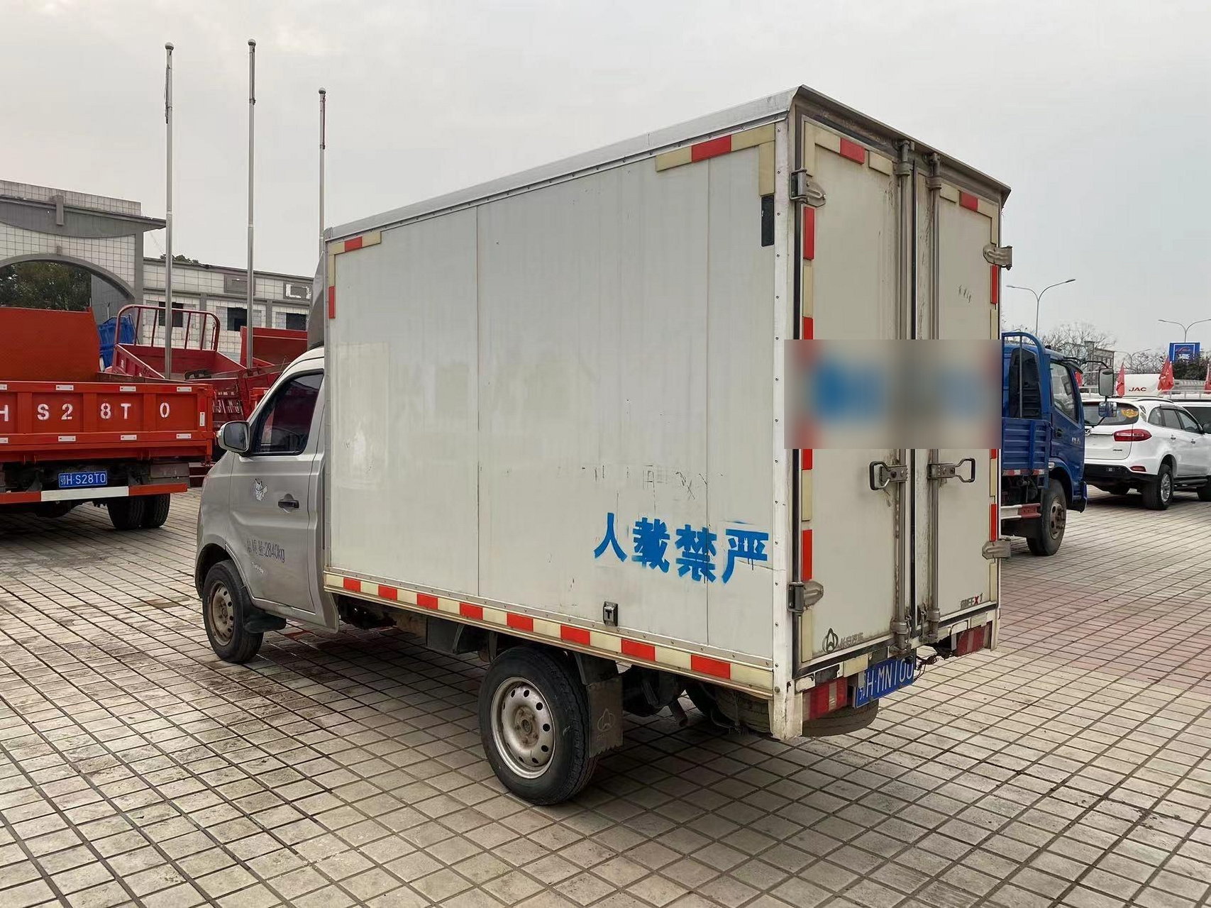 2021年3月长安汽油厢式小货车,2.5米车厢,方向助力,空调,6万公里