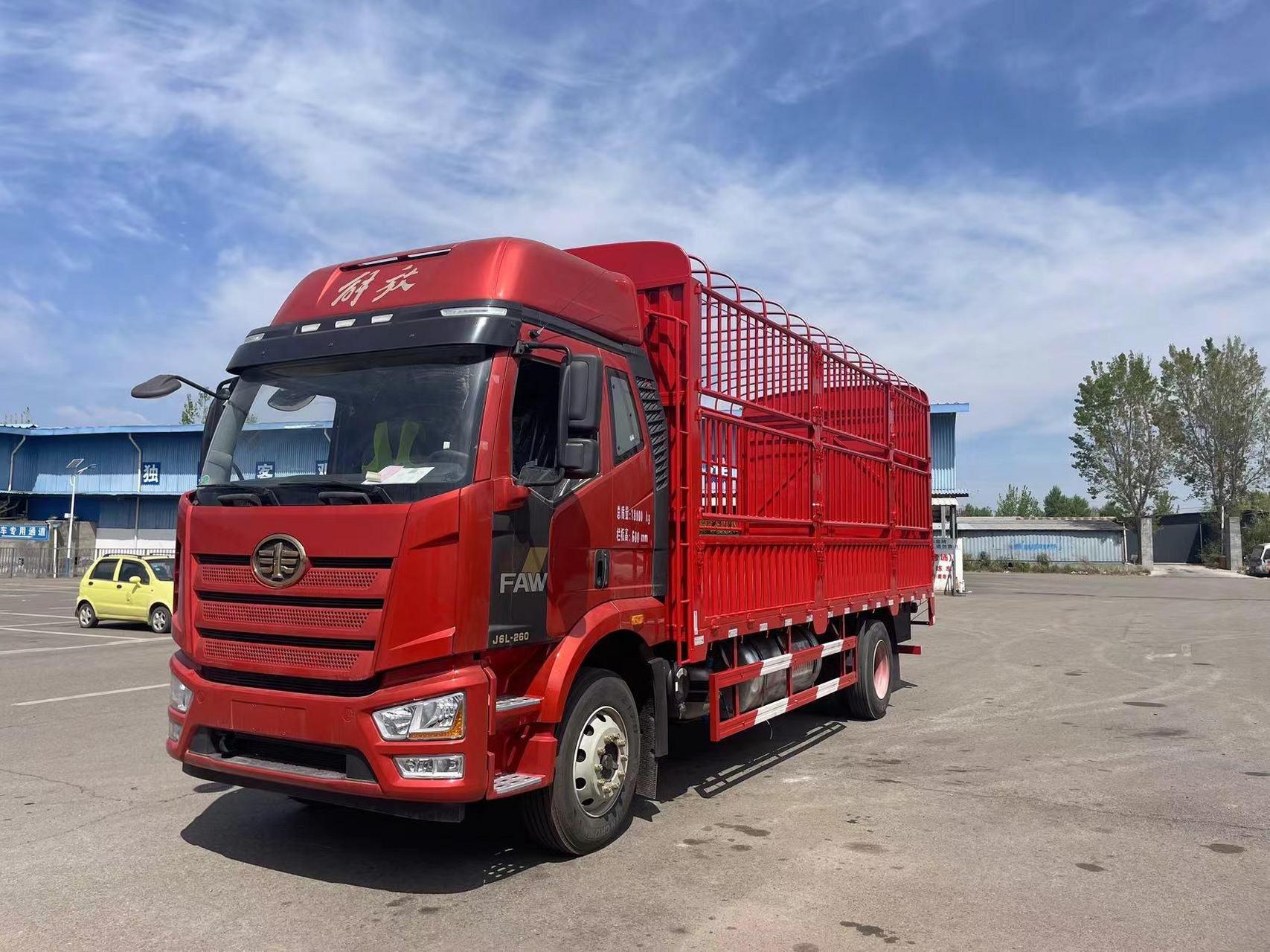 解放j6l 6.8米仓栏 260马力. 各位老板今天把格局打开…. 底盘:15.