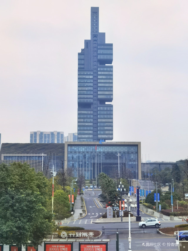 【贵阳地标建筑群】201大厦·省博省图·金融cbd