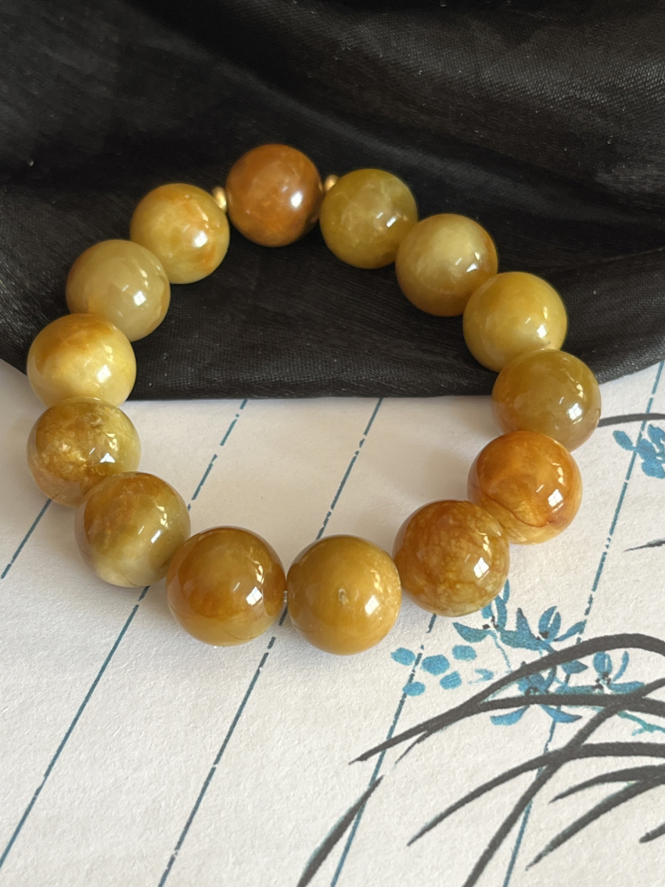糖色·岫玉花玉玉石王手串13mm  可盘玩 这个光感绝佳,特别亮的一串
