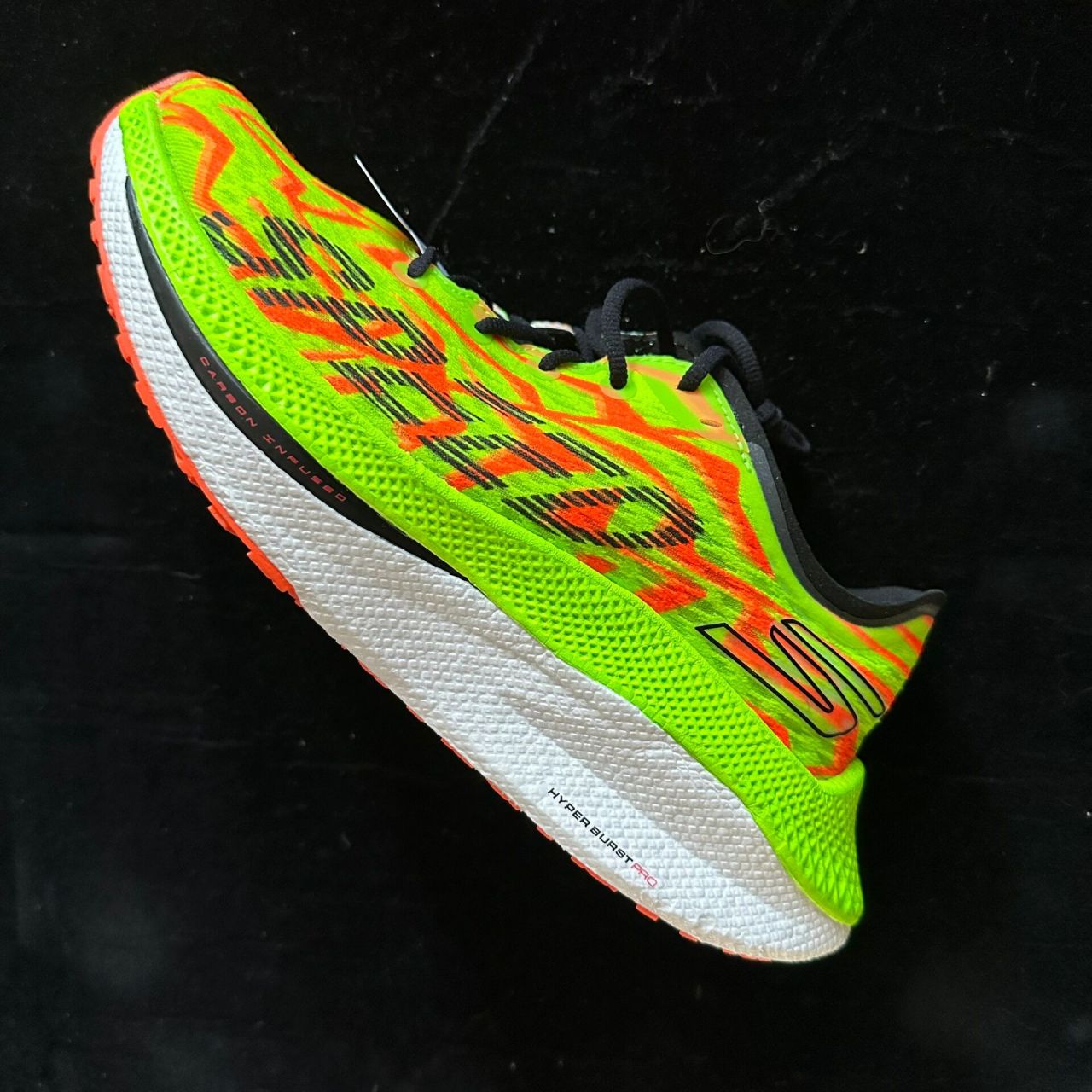 skechers斯凯奇顶端碳板跑鞋speedbeast       skechers 斯凯奇 go
