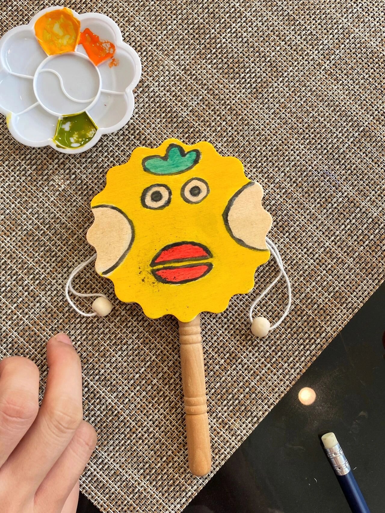 活动推荐|拨浪鼓diy 拨浪鼓是一种古老又传统的民间时乐器和玩具,出现