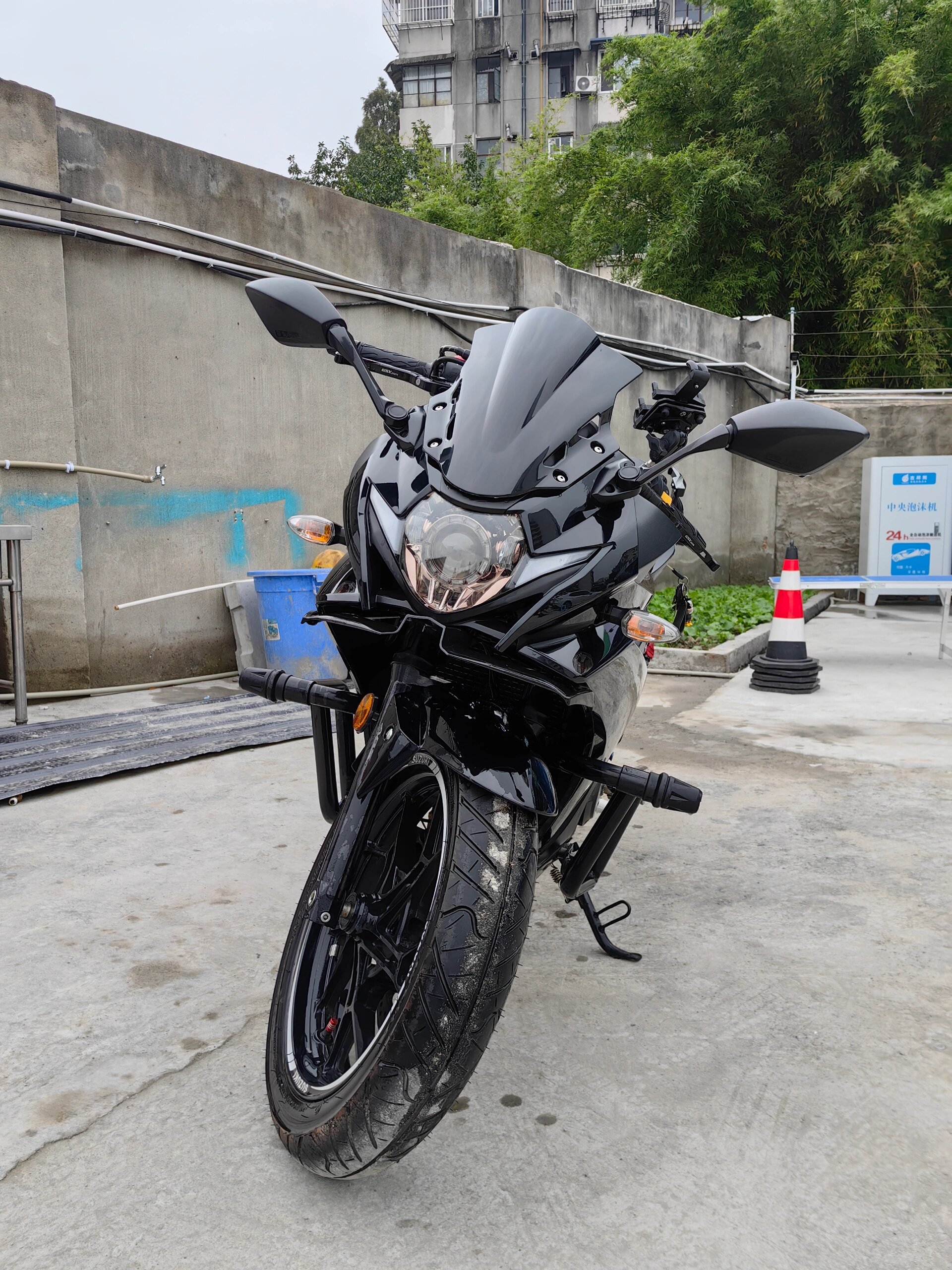 豪爵铃木gsx300r消息图片