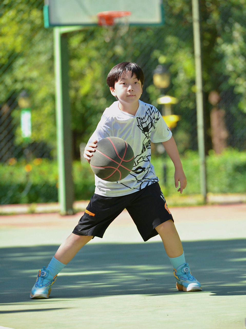 0力挽狂篮#李庆誉# 假期最开心的事,莫过于每天下午,在球场挥汗如雨