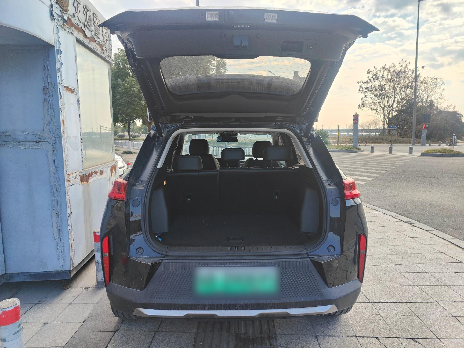 21年上牌埃安v600续航!配置够用,360影像!电动座椅!电动尾门!