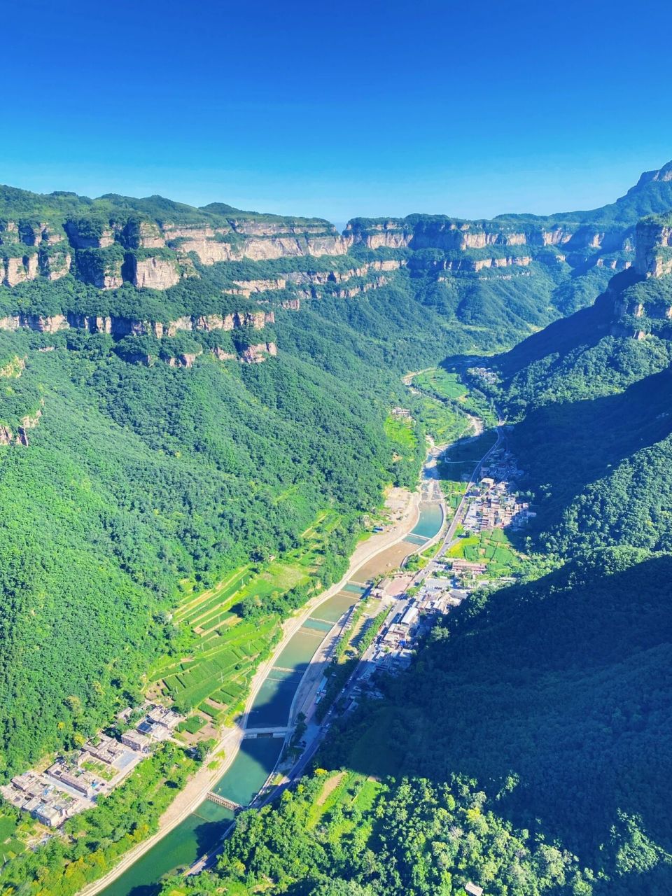 避暑胜地 99从郑州市中心导航到太行山风景区只需要几个小时的时间