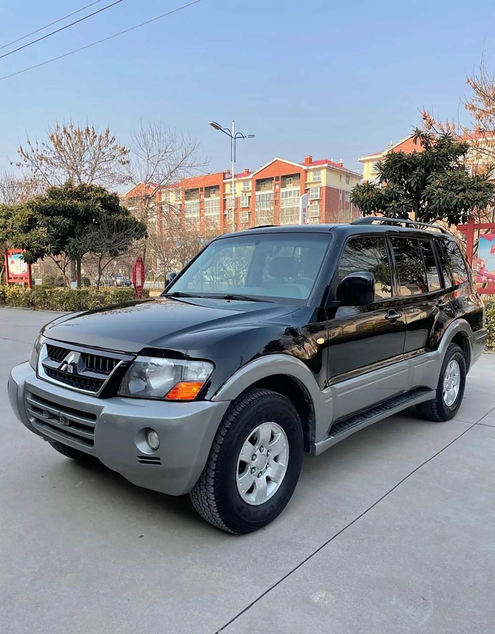 帕杰罗v73黑武士