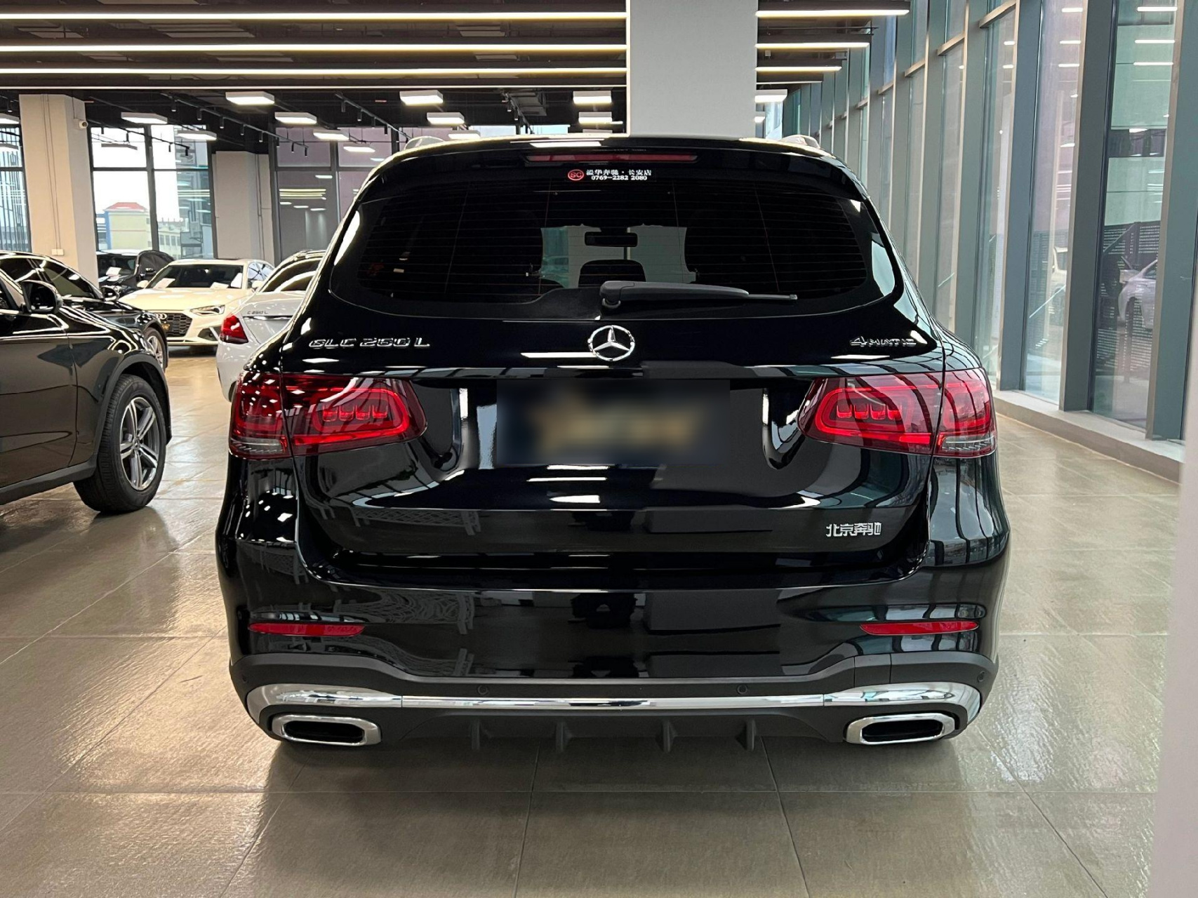 奔驰 glc 【车辆名称】2022款 奔驰glc级 glc 260 l 4matic 豪华型