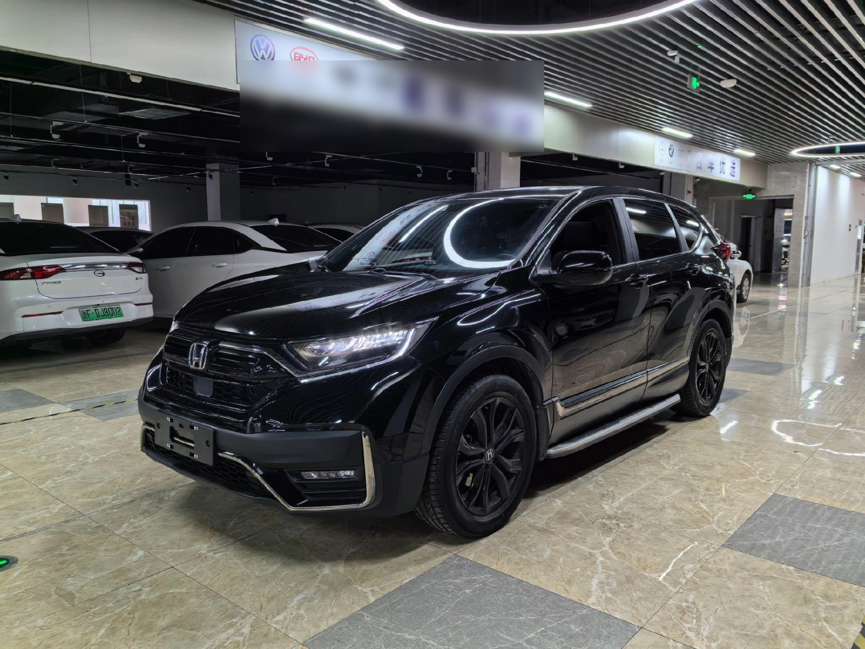 5t黑爵士版,19寸米其林轮胎,20年12月上牌本地一手,2.