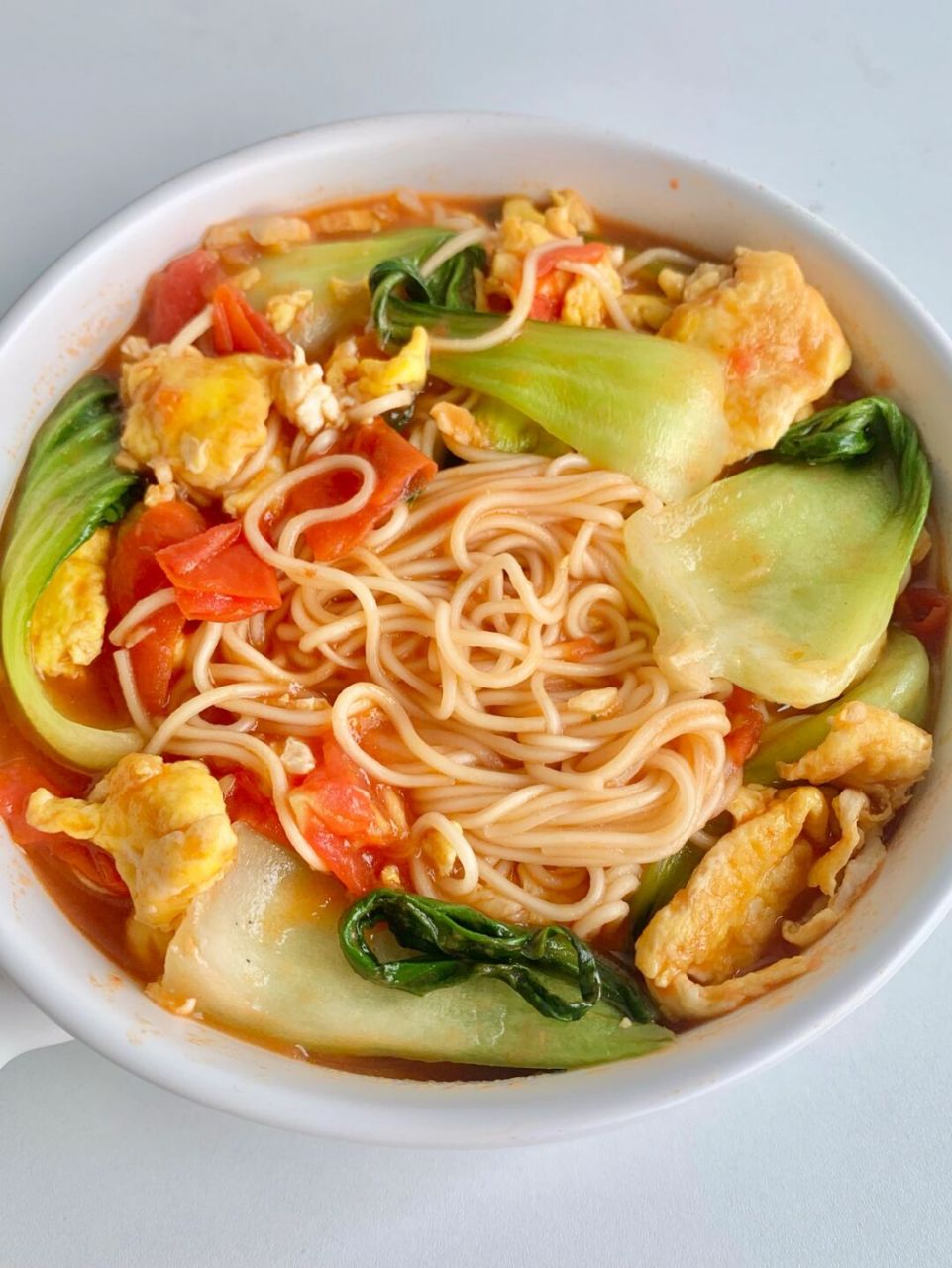 这个减脂餐番茄鸡蛋面真的好吃到舔盘!