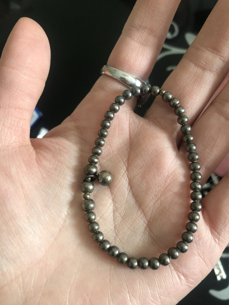 拯救银饰品发黑 因为硫磺的腐蚀银手链银戒指变黑 在网上购买宝易得洗