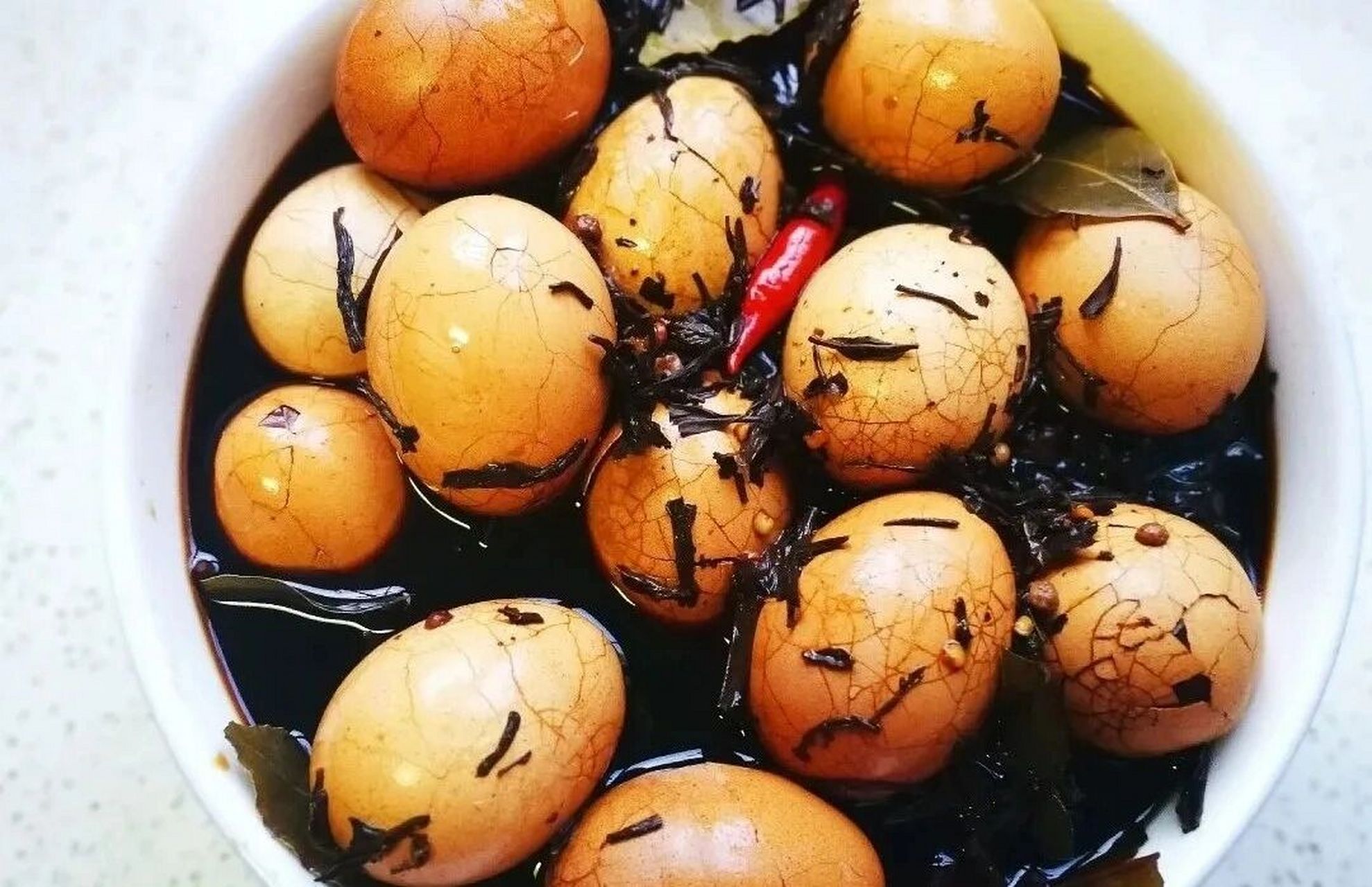 这才是茶叶蛋正确的做法,茶香浓郁鸡蛋嫩滑 9797五香茶叶蛋 一颗