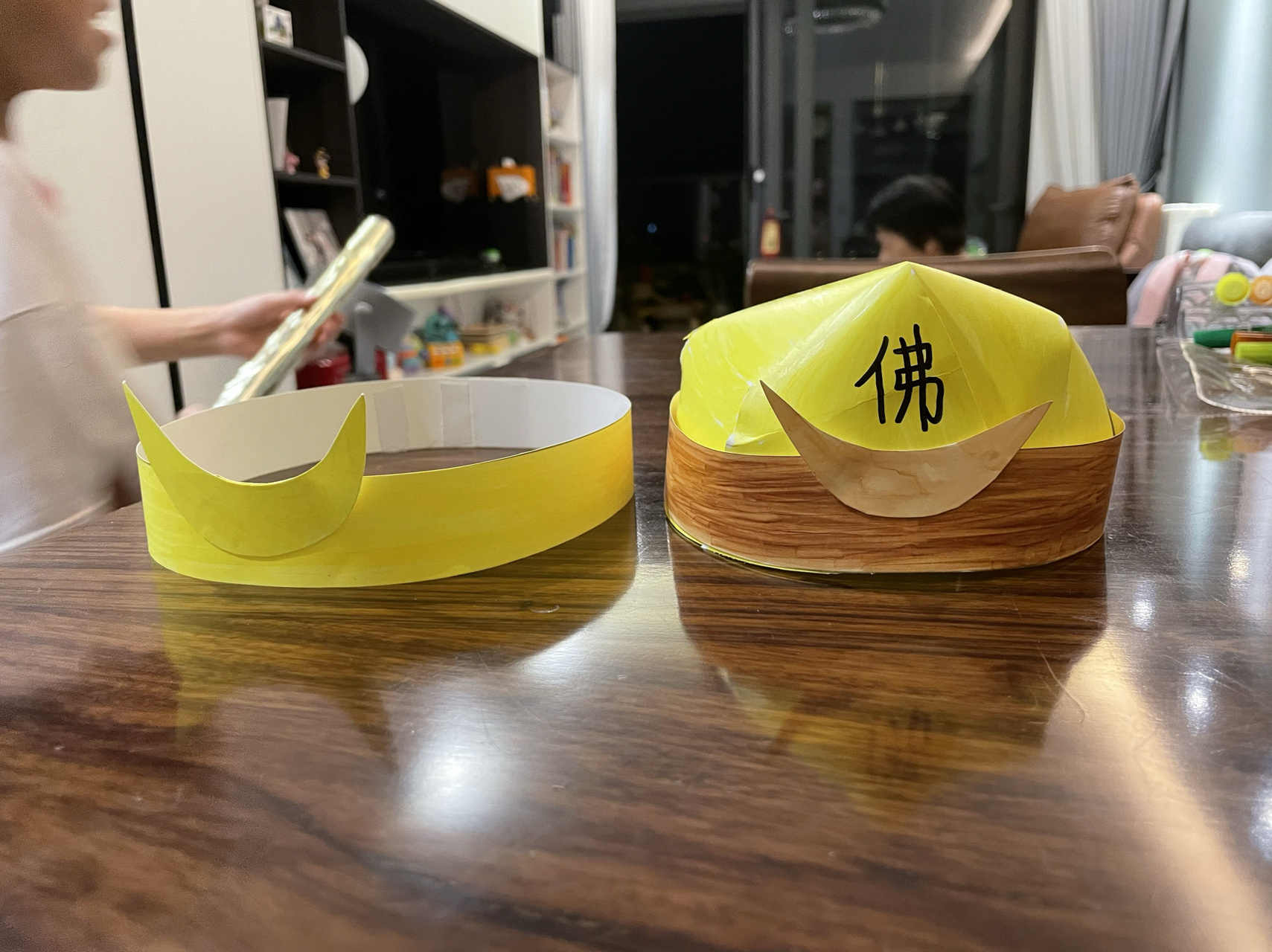 特定款孙悟空头饰 女儿明天表演的装饰品,商场没得买,只能手工制作了.