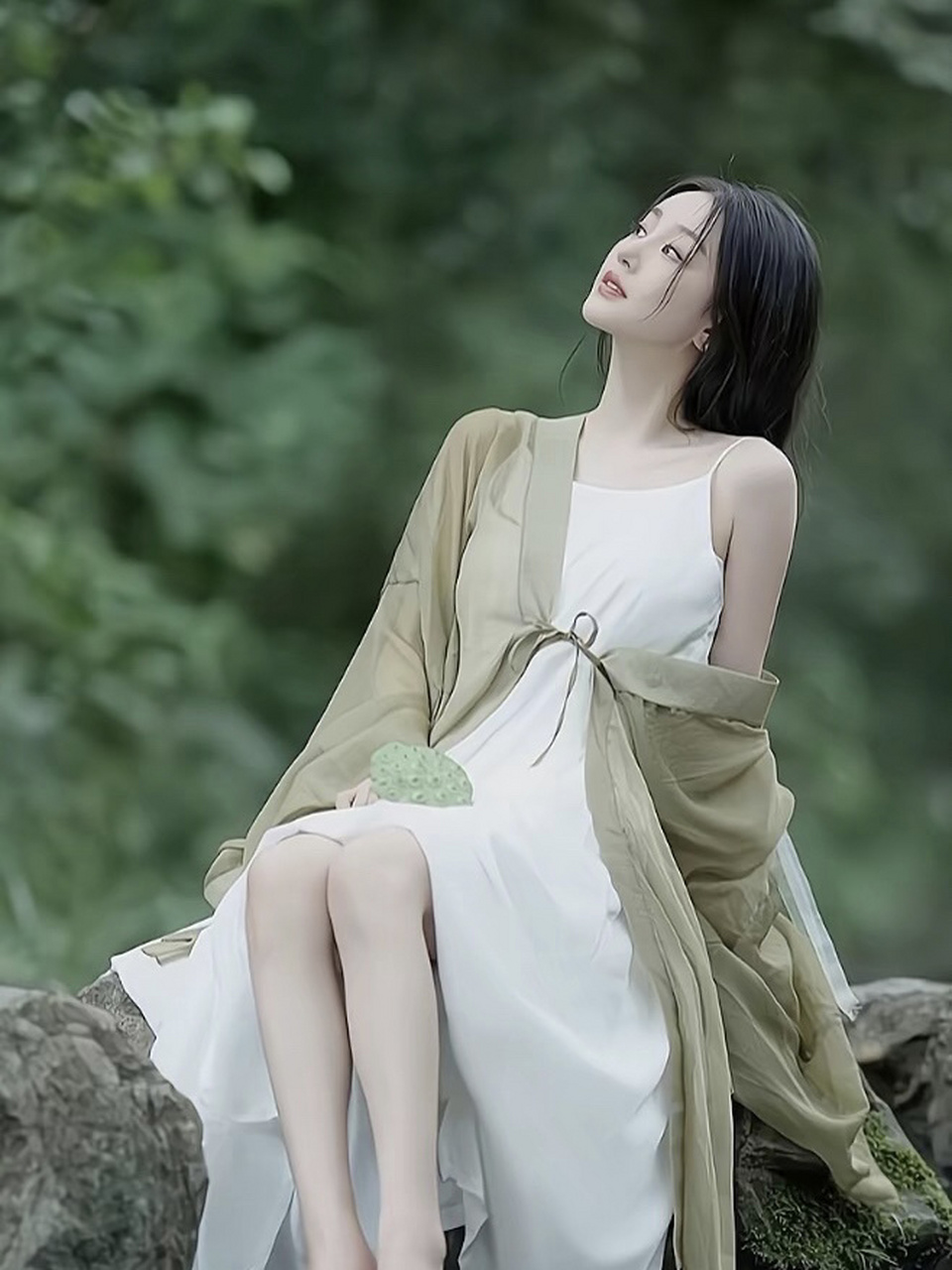 古装美女图 拿图留痕哦